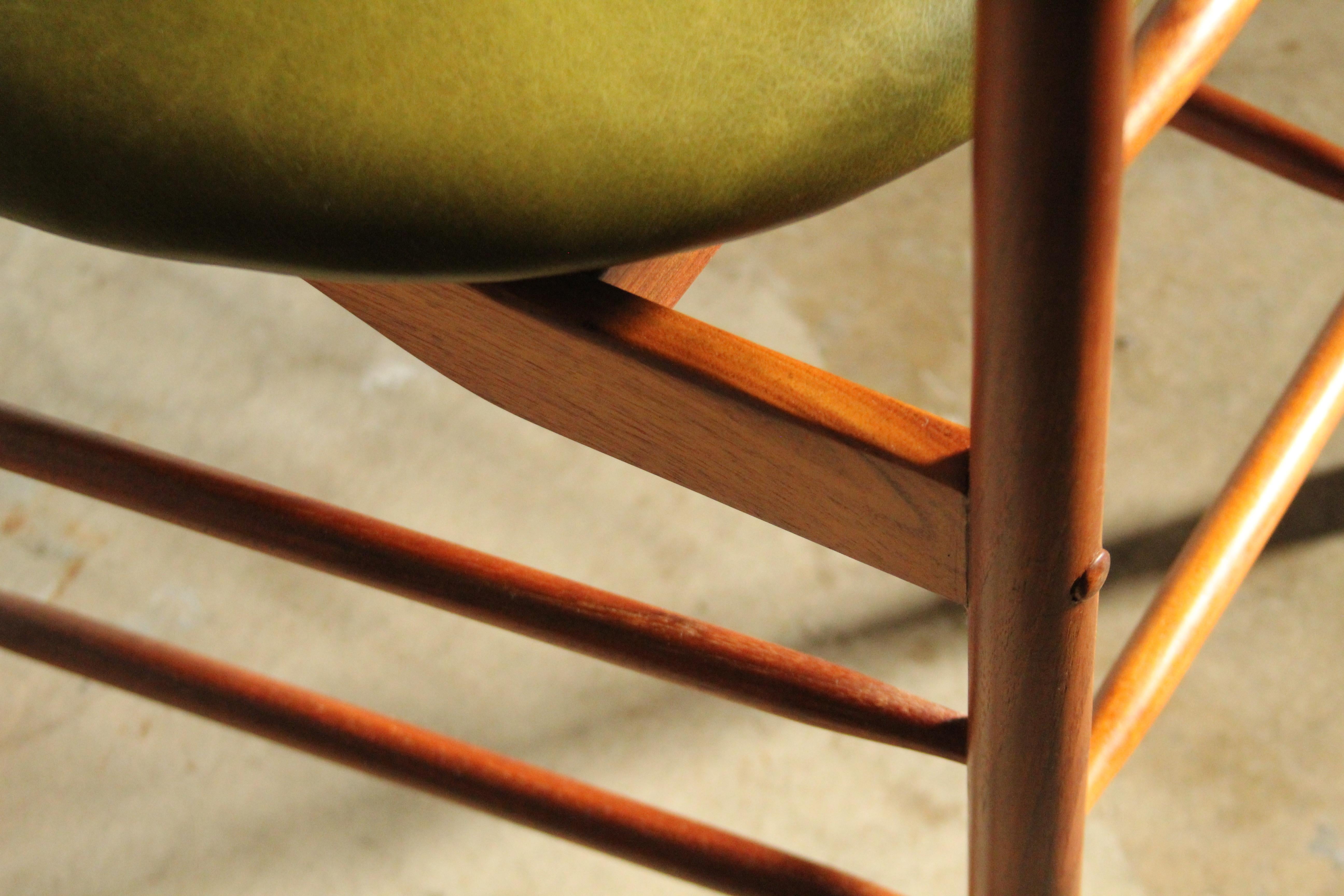 Greta Grossman Walnut and Leather Dining Chairs for Glenn of California, 1950s 11