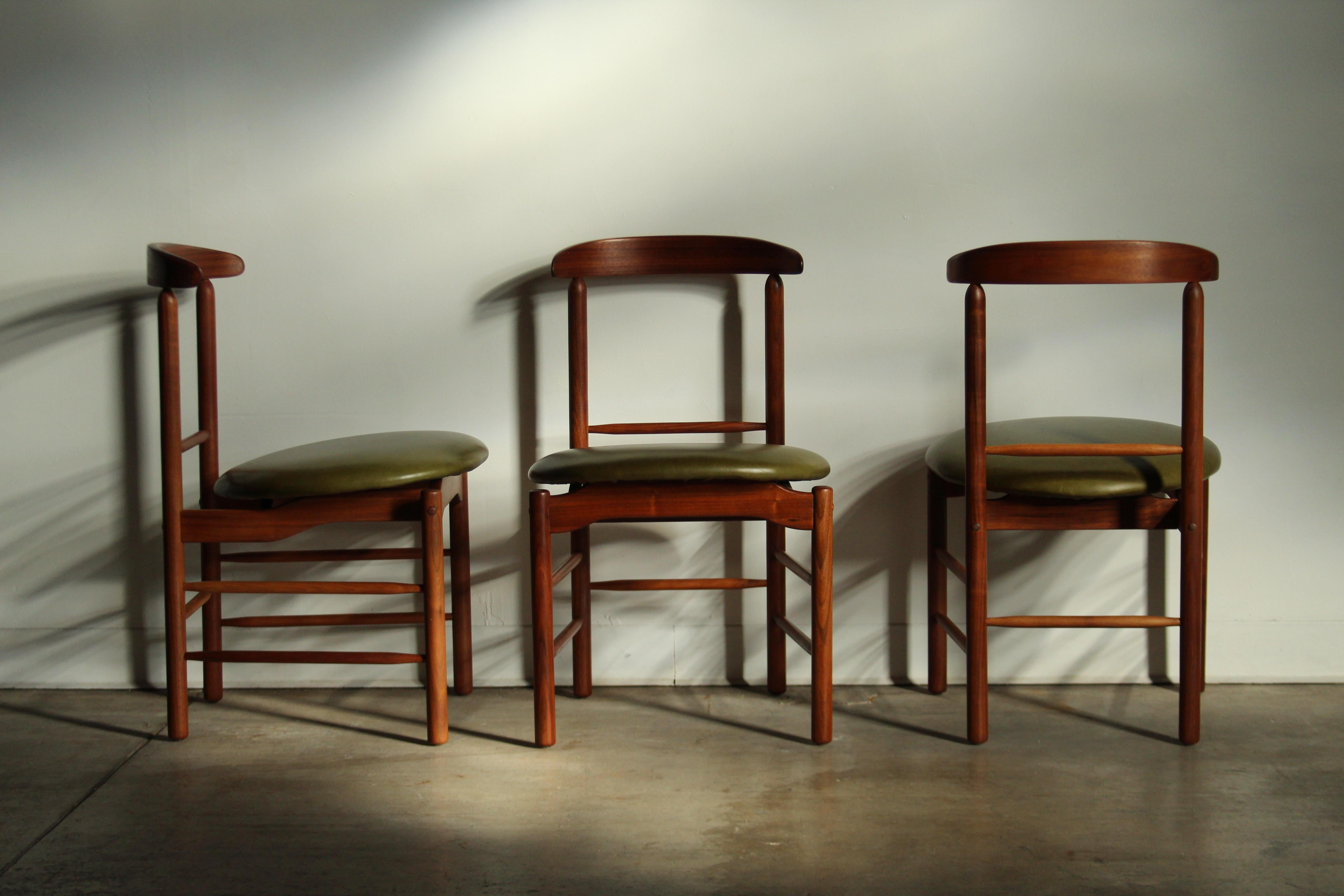 Greta Grossman Walnut and Leather Dining Chairs for Glenn of California, 1950s 1