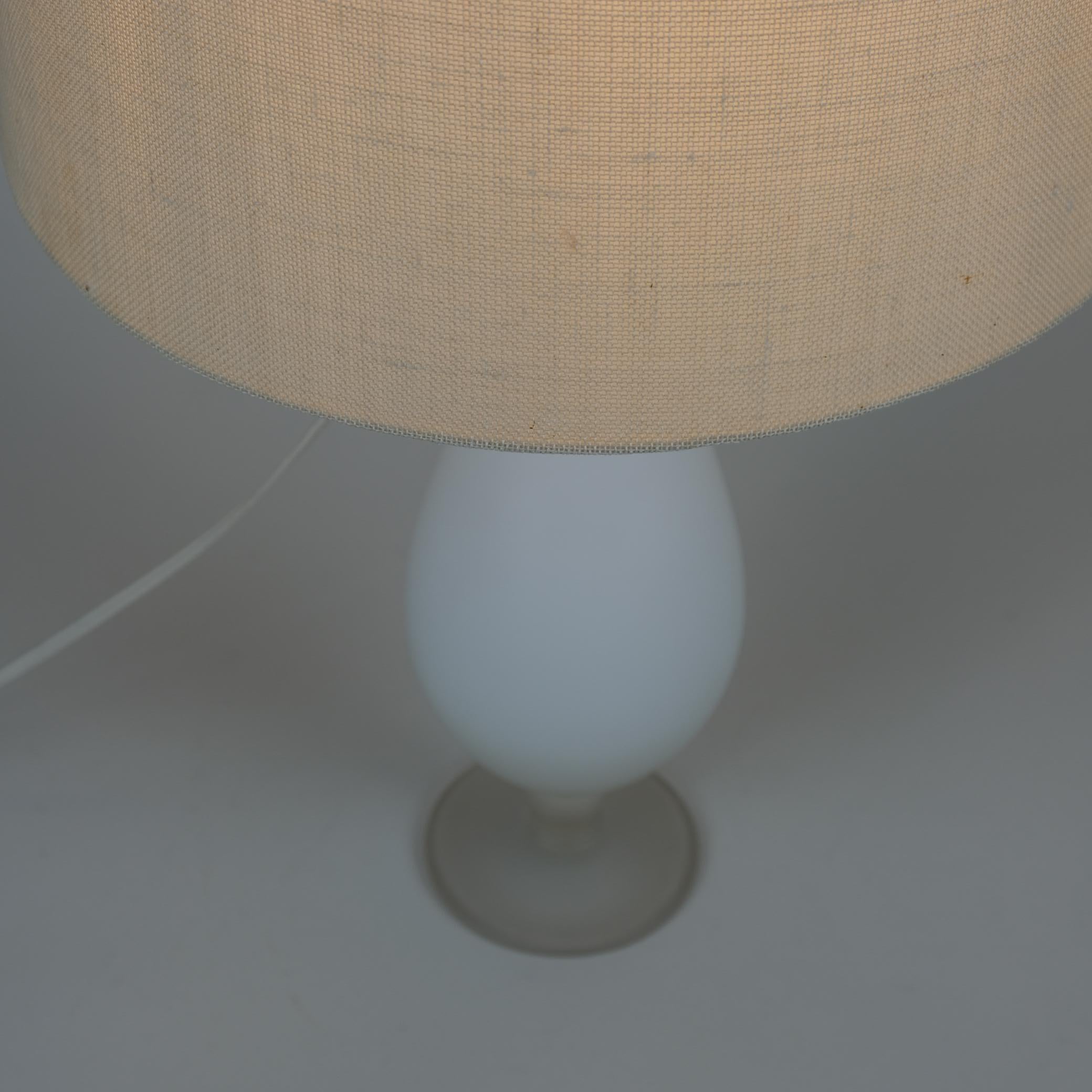 Greta Lisa Jäderholm-Snellman Table Lamp in Frosted Glass, Finland 1950s For Sale 3