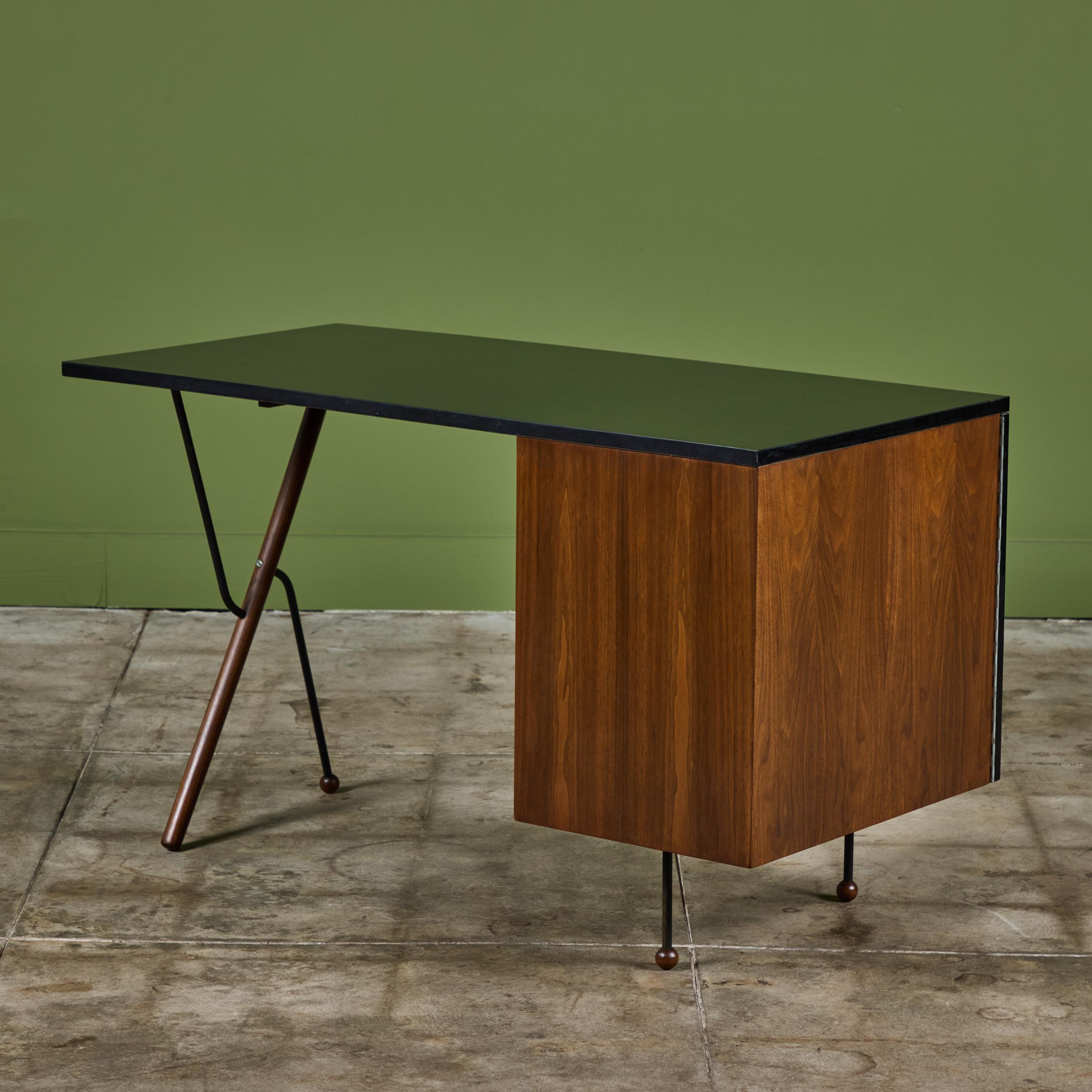 Greta Magnusson-Grossman Desk for Glenn of California In Excellent Condition In Los Angeles, CA