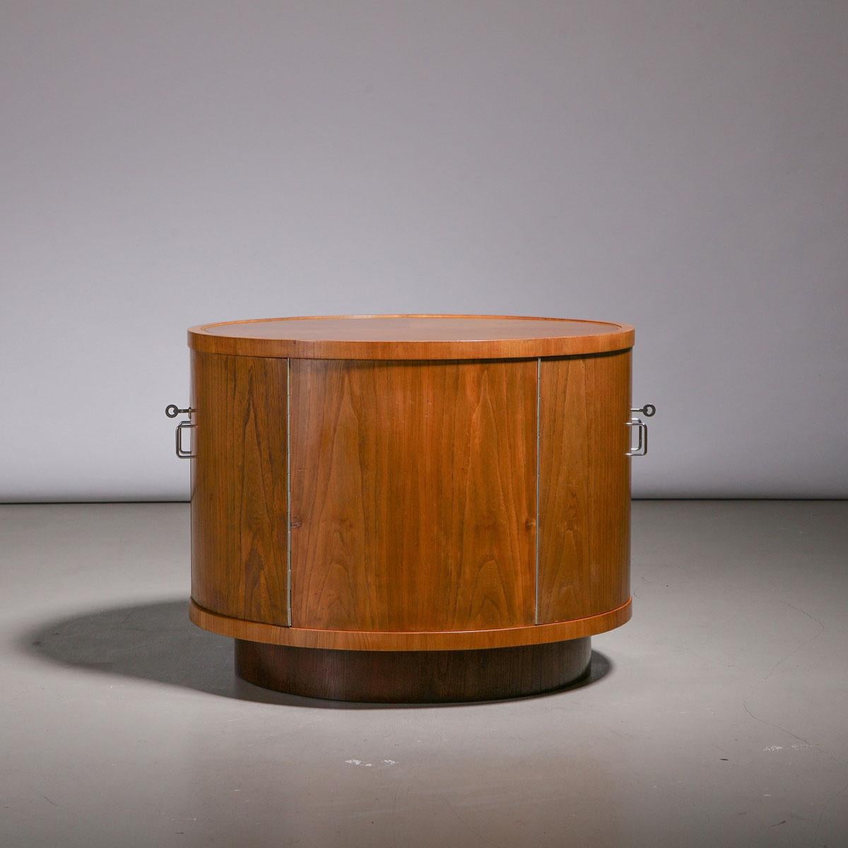Scandinavian Modern Greta Magnusson-Grossman Double-Sided Bar Cabinet in Oak, 1930s For Sale