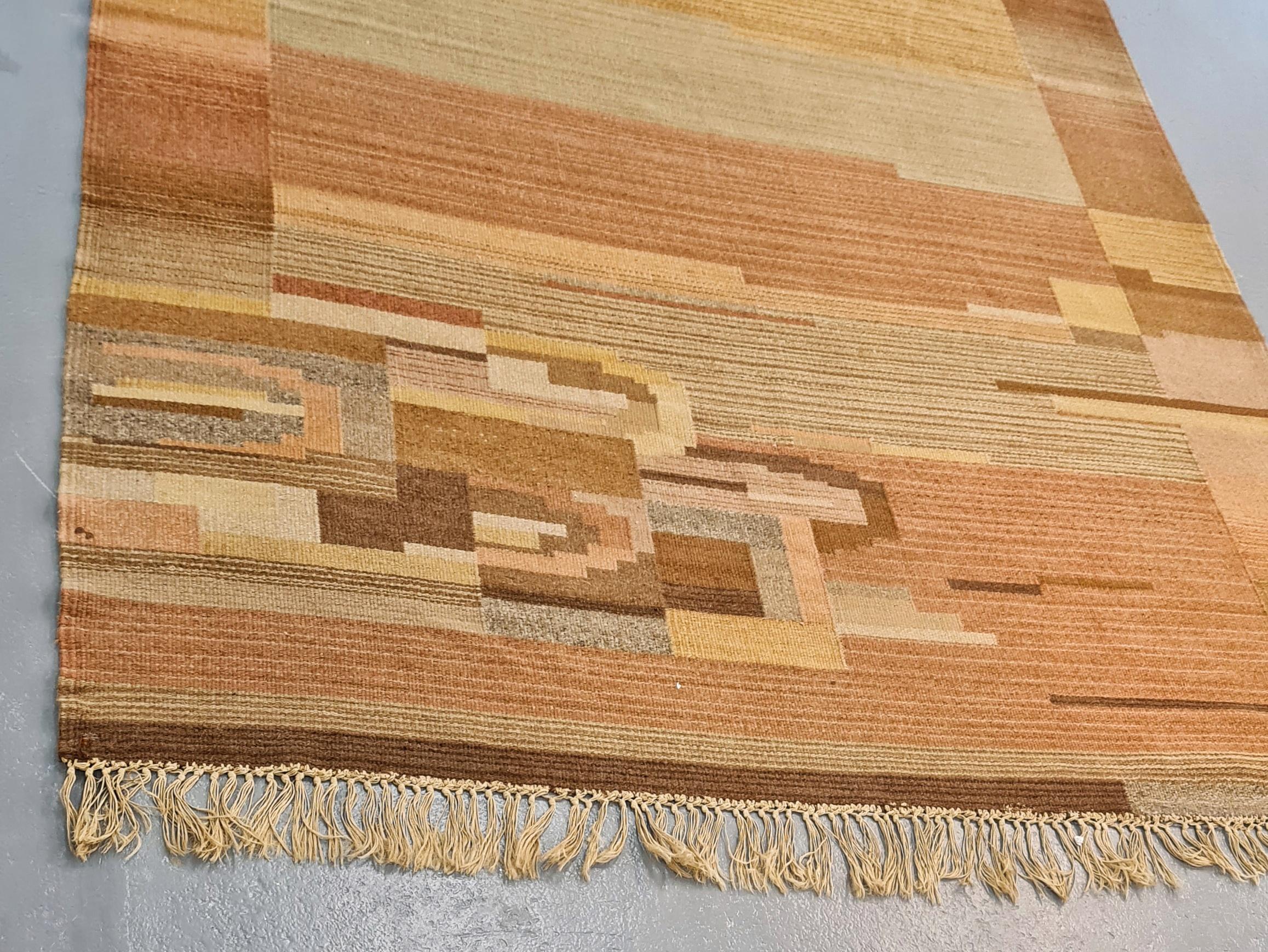Greta Skogster-Lehtinen, Finnish Flat-Weave Carpet In Good Condition For Sale In Helsinki, FI