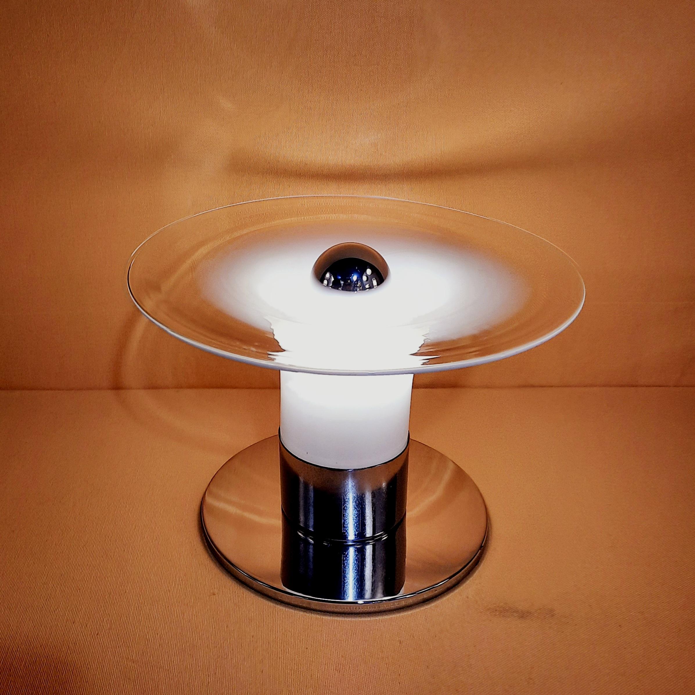 This table lamp is one of the declinaison of the 
