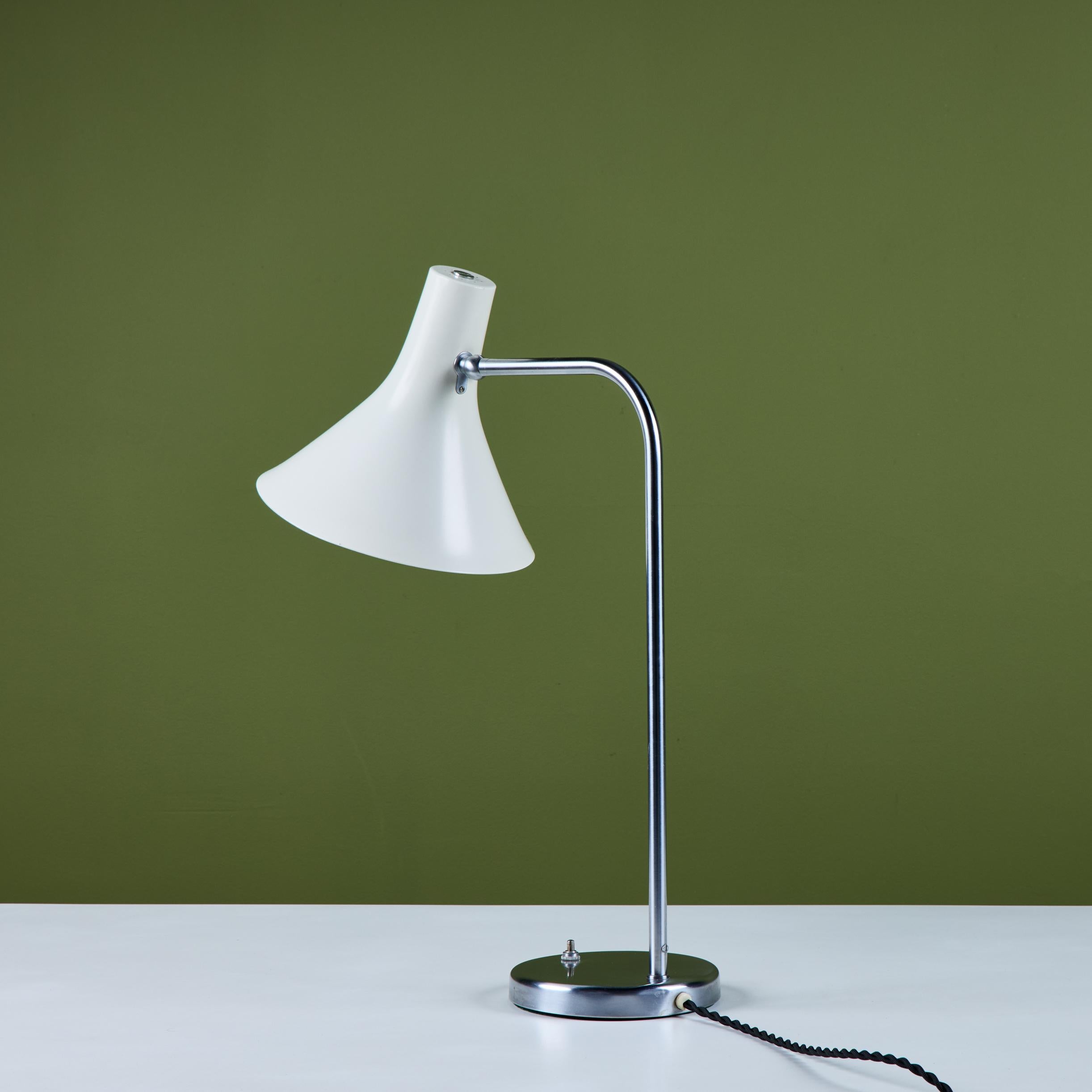 Schreibtischlampe von Greta Von Nessen für Nessen Studios im Angebot 2