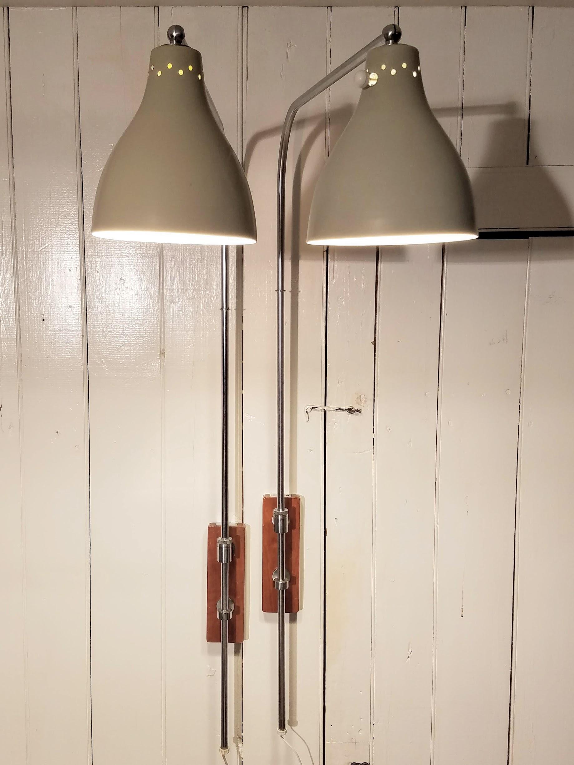 Greta Von Nessen Pair of Adjustable NS 945 Swing Arm Wall Lamps, circa 1950 For Sale 1
