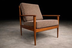 Sillón Grete Jalk en Caviuna y Bouclé Marrón Champiñón, Rino Levi, Brasil, años 60