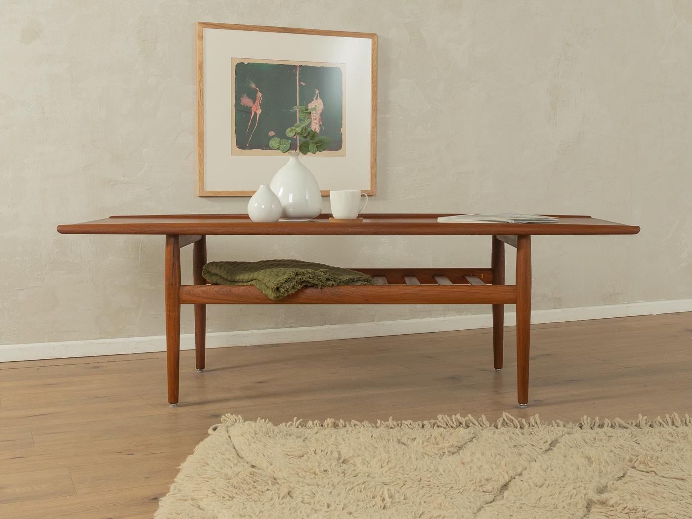 Mesa de centro Grete Jalk, años 60 Escandinavo moderno en venta