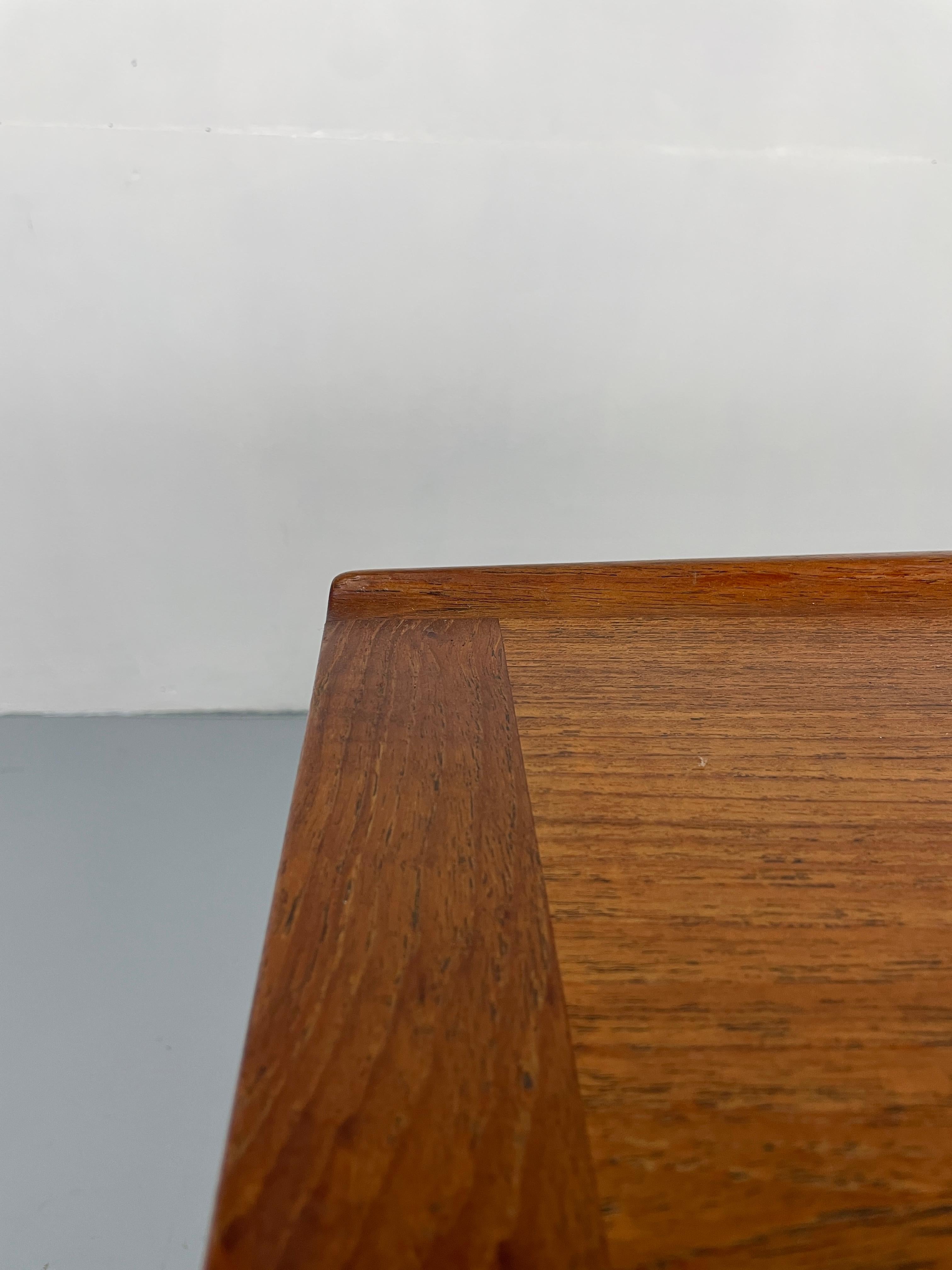 Grete Jalk Danish Design Long Teak Table Glostrup Mobelfabrik In Good Condition For Sale In Alsdorf, NW
