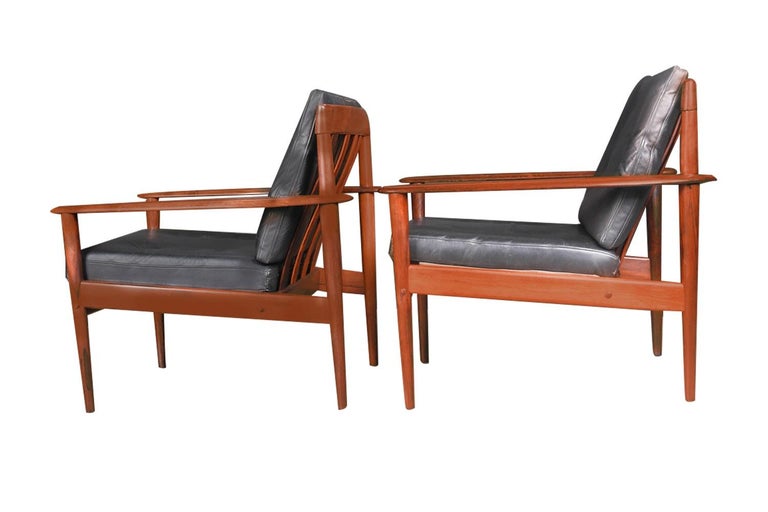 Grete Jalk Danish Model 56 1960's Pair Rosewood Lounge Chairs For Sale 3