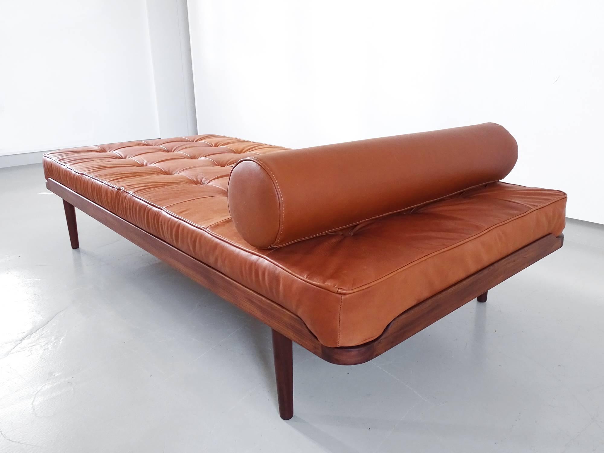 Grete Jalk Daybed in Teak and Cognac Leather for P. Jeppesen, Denmark, 1960 For Sale 1