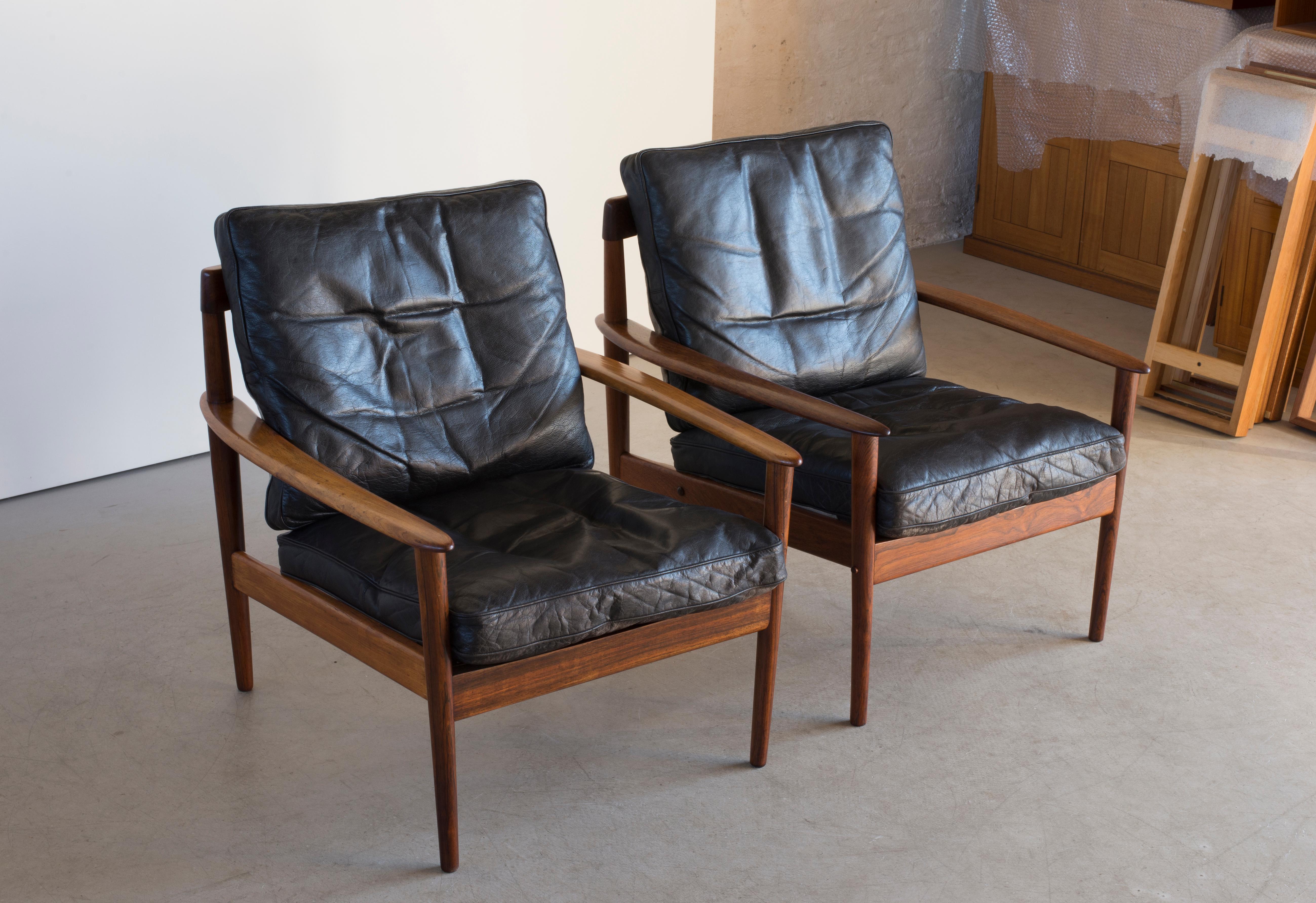 Grete Jalk Easy Chairs of Rosewood In Good Condition In Copenhagen, DK