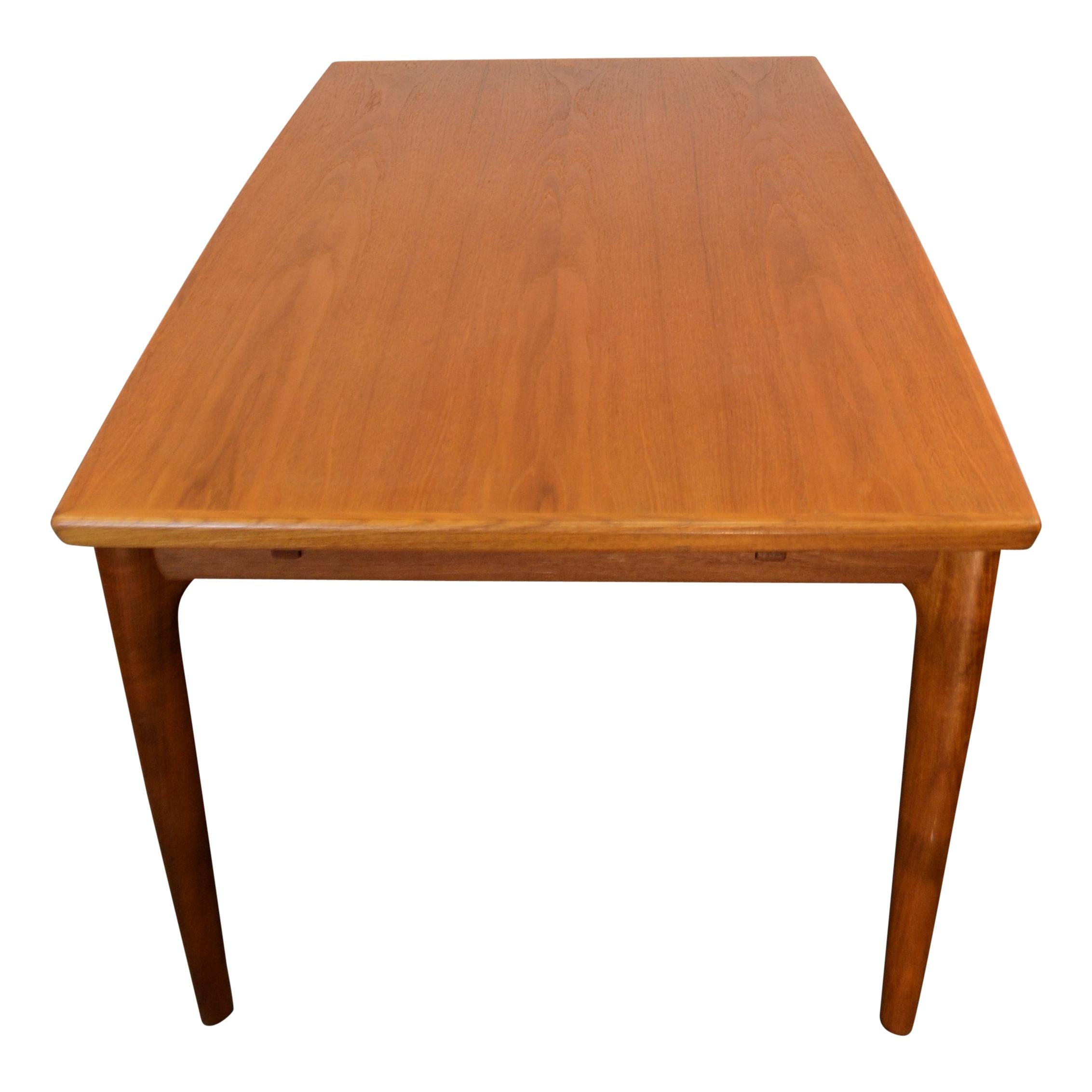 Grete Jalk Extendable Teak Dining Table In Good Condition For Sale In Panningen, NL