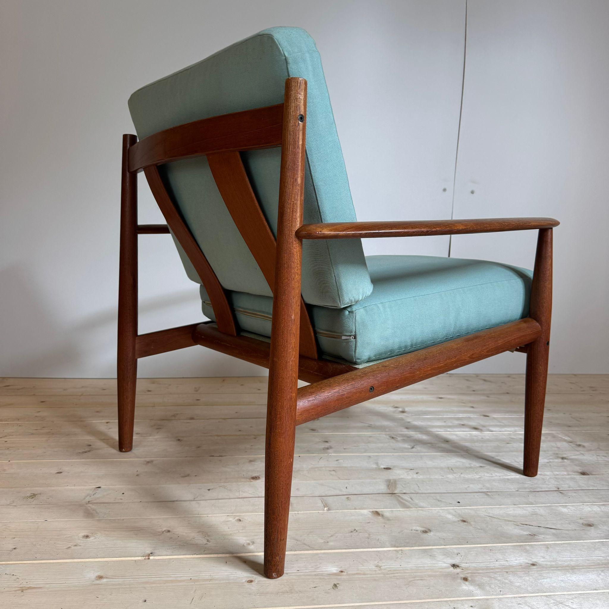 Grete Jalk  for France and Son armchair, Denmark 1960 in vendita 1