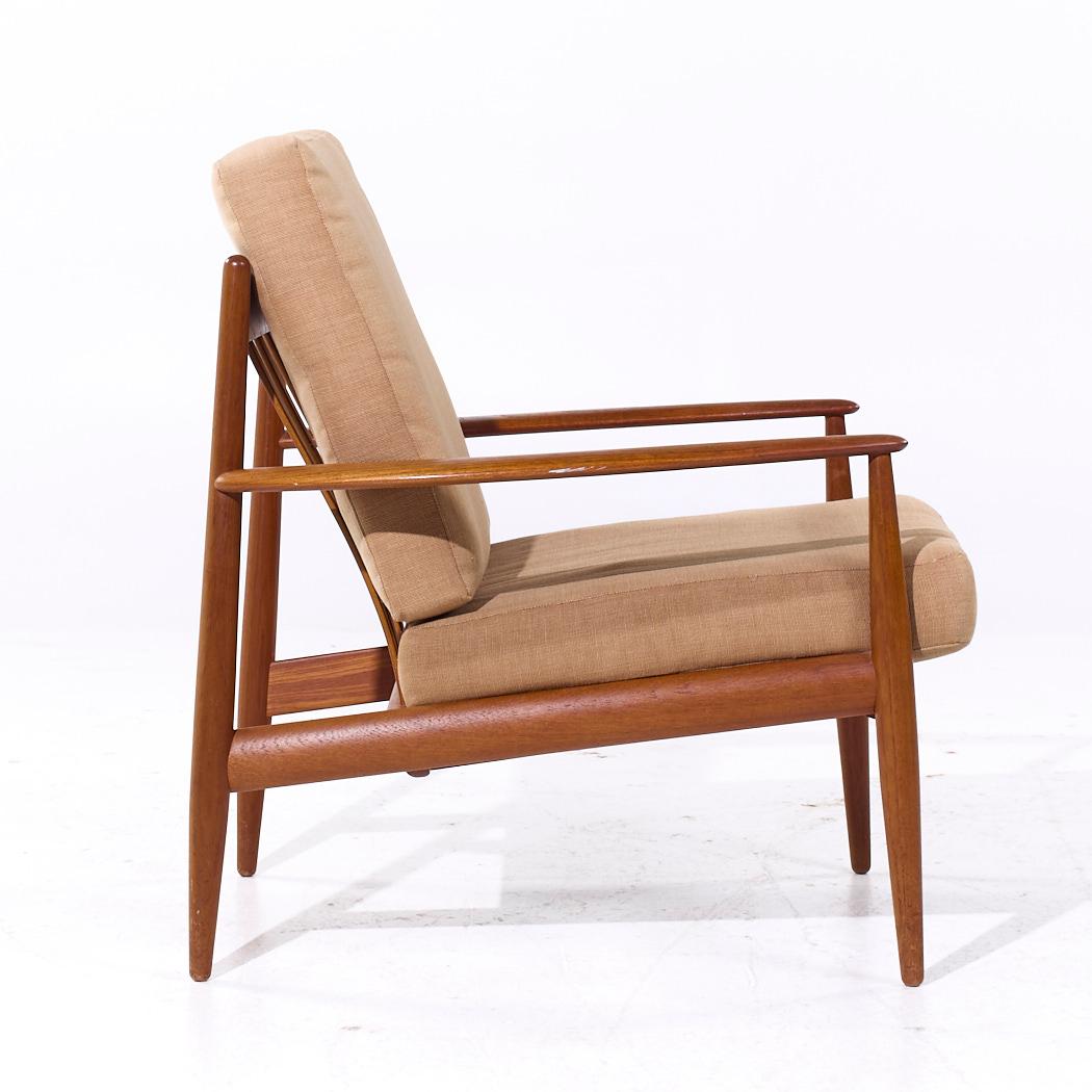 Grete Jalk for France and Son F118 Mid Century Danish Teak Lounge Chairs - Pair For Sale 4