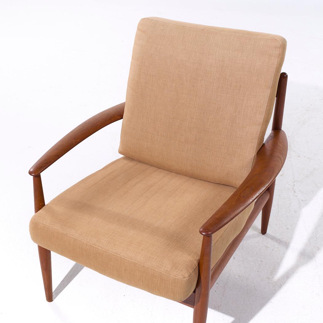 Grete Jalk for France and Son F118 Mid Century Danish Teak Lounge Chairs - Pair For Sale 6