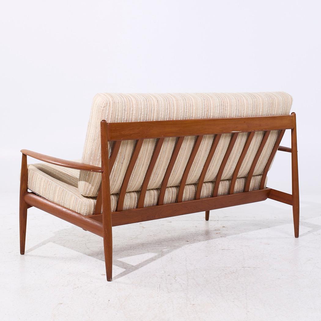 Grete Jalk for France and Son Mid Century Danish Teak Loveseat Sofa In Good Condition For Sale In Countryside, IL