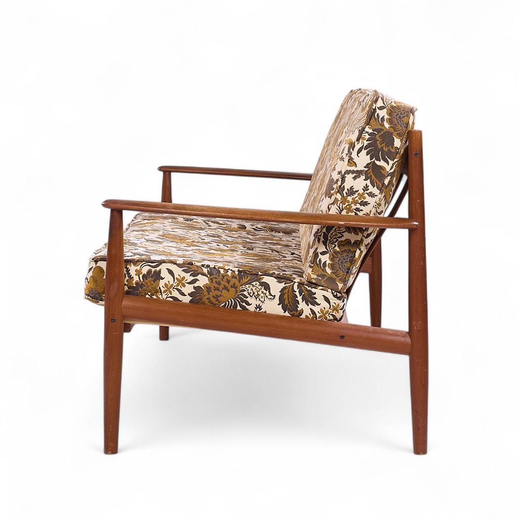 Grete Jalk for France and Son Mid Century Danish Teak Sofa In Good Condition For Sale In Countryside, IL