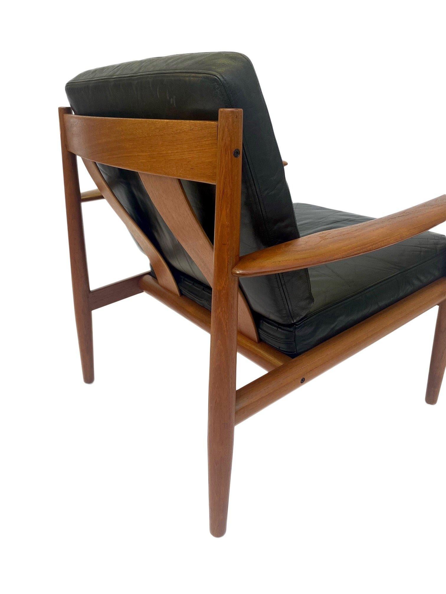 Grete Jalk For France & Søn Teak And Black Leather Lounge Armchair Mid Century  5