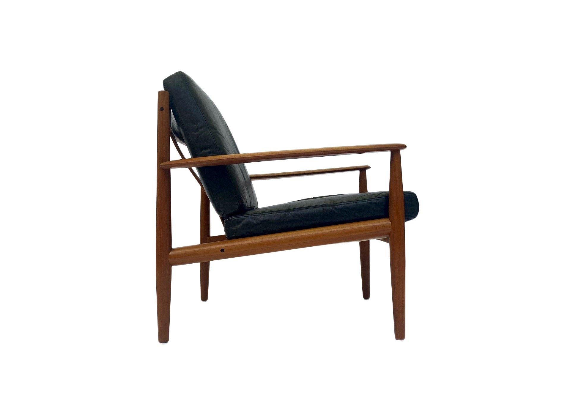 Mid-Century Modern Grete Jalk For France & Søn Teak And Black Leather Lounge Armchair Mid Century 