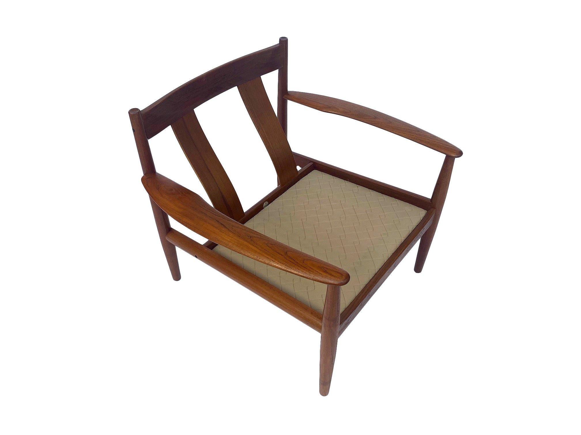 Grete Jalk For France & Søn Teak And Black Leather Lounge Armchair Mid Century  3