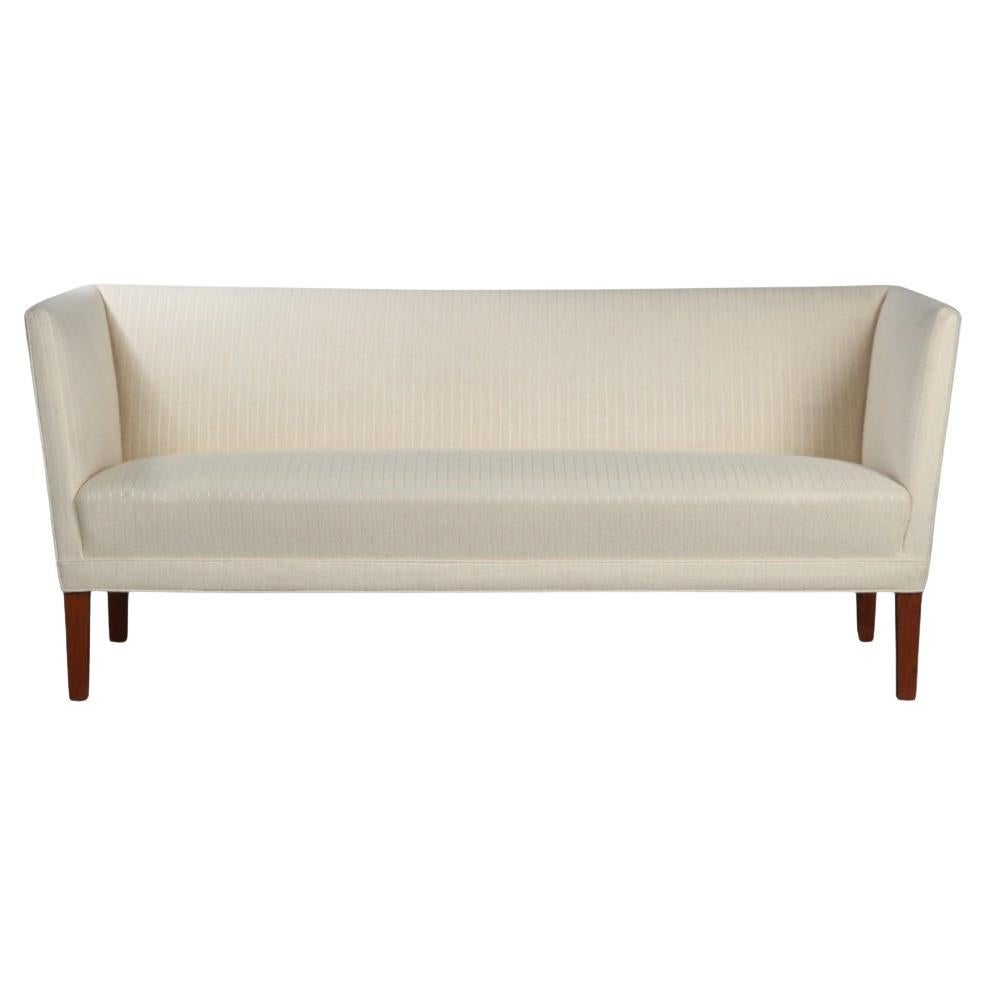 Grete Jalk für Johannes Hansen. 3-Sitzer-Sofa, Modell JH-180.