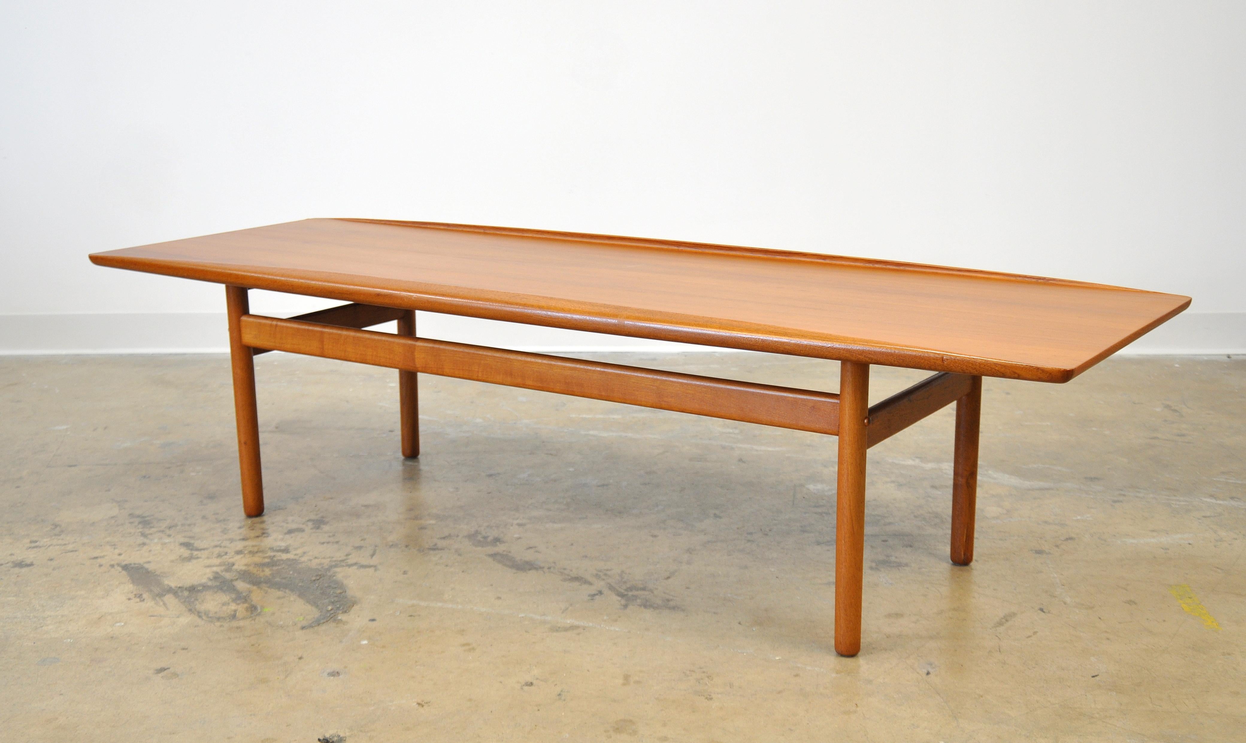 Grete Jalk for Poul Jeppesen Teak Surfboard Coffee Table In Good Condition In Miami, FL