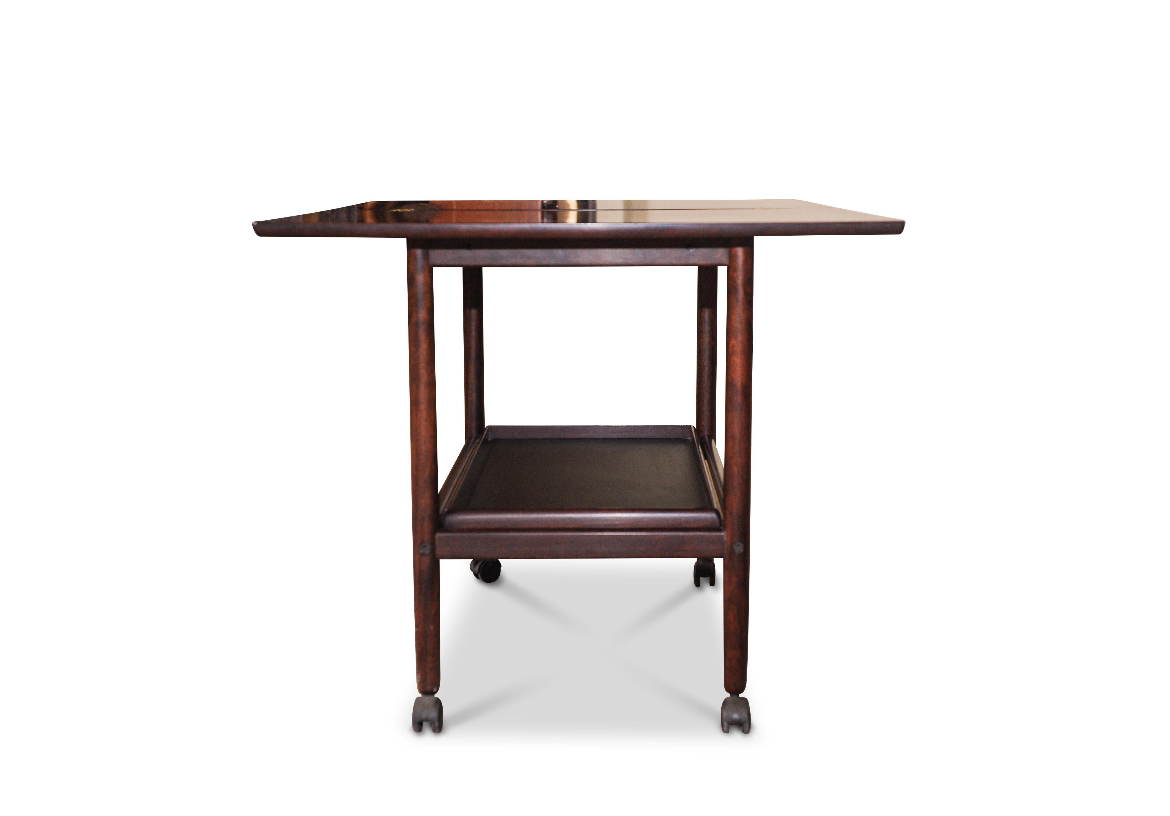 Grete Jalk For Poul Jeppesens Mobelfabrik Mid-Century Danish Rosewood Bar Cart In Good Condition In Reading, Berkshire