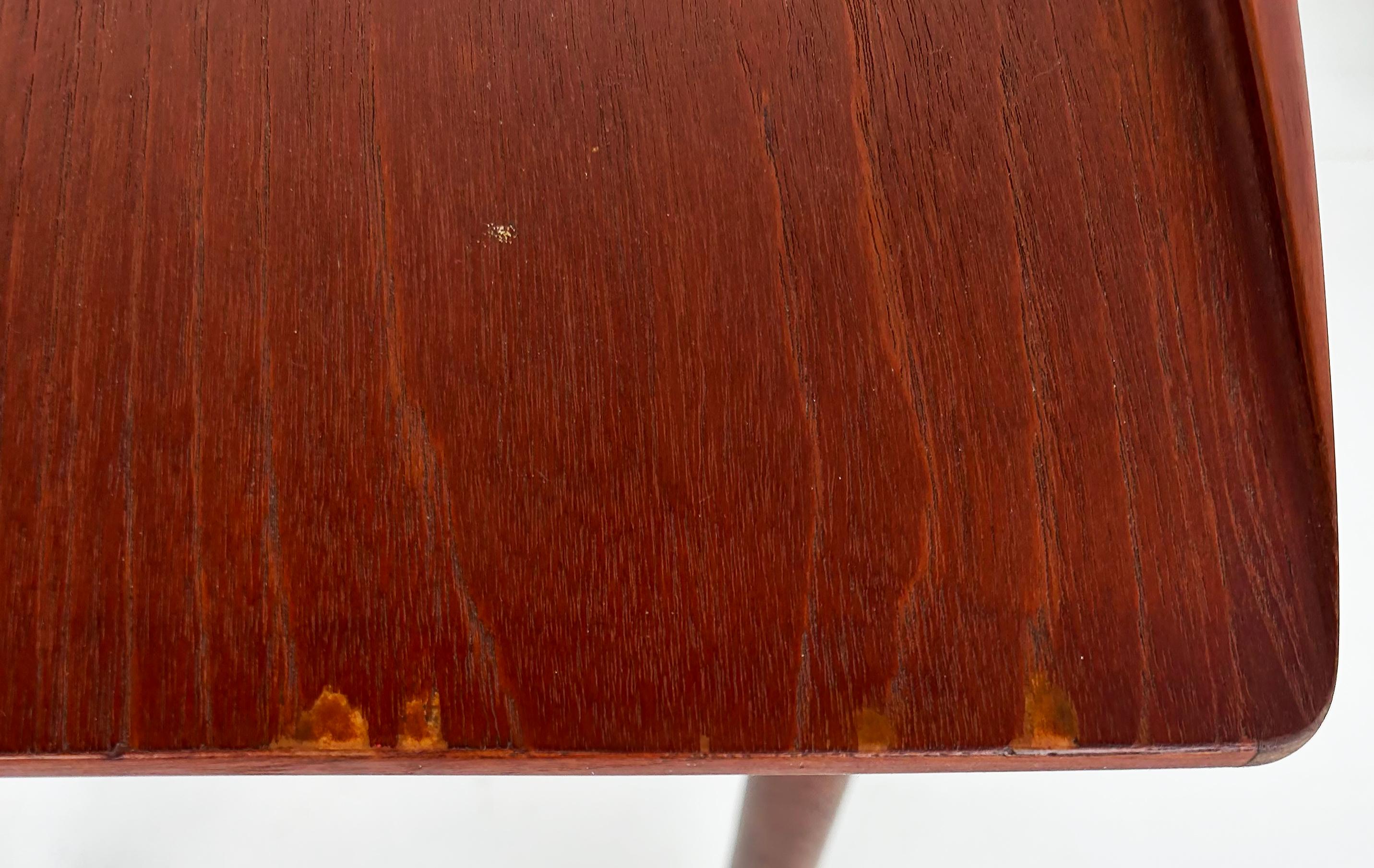 Grete Jalk Glostrup Mobelfabrik Teak Surfboard Coffee Table from Denmark For Sale 8