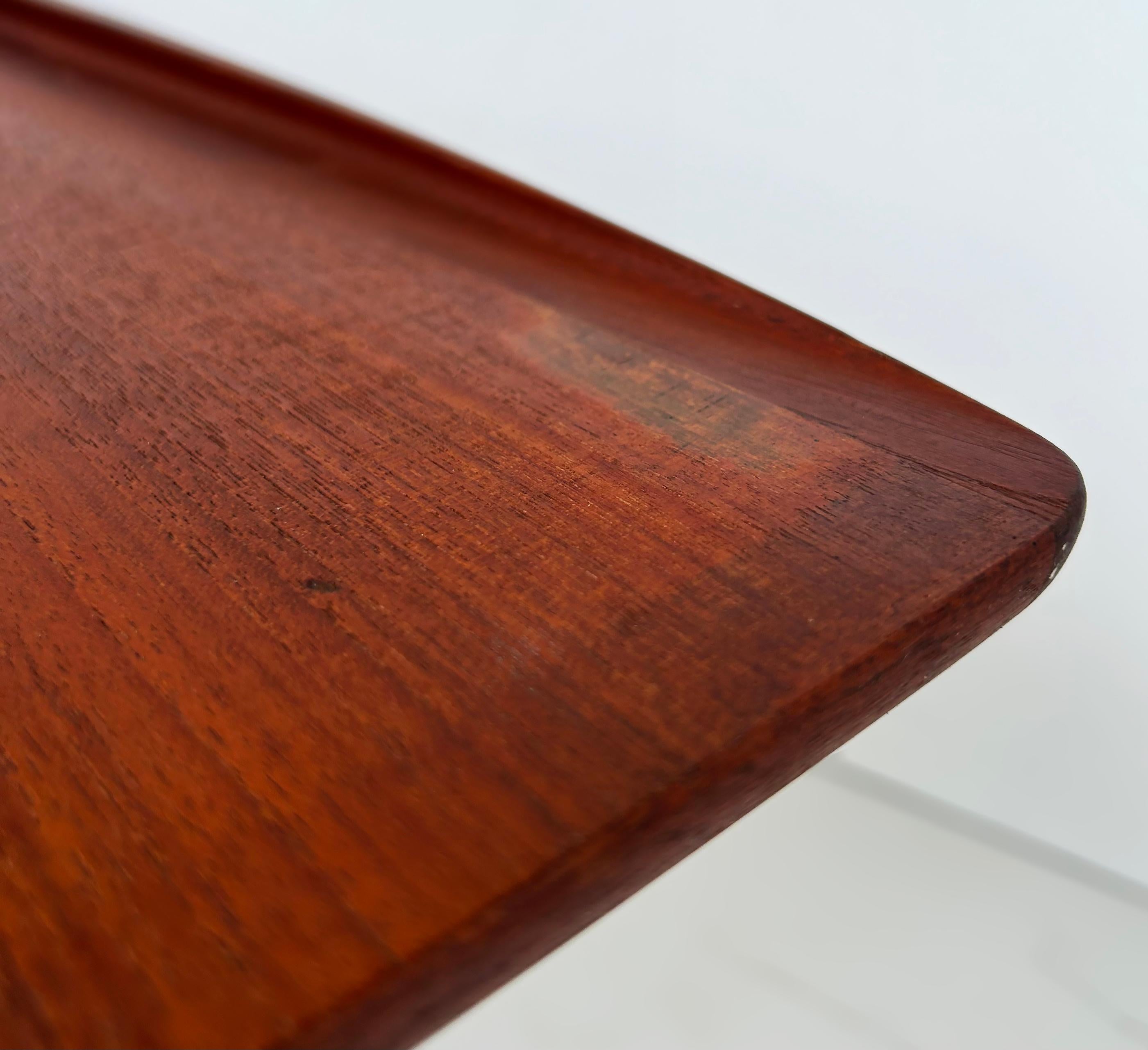 Grete Jalk Glostrup Mobelfabrik Teak Surfboard Coffee Table from Denmark For Sale 2