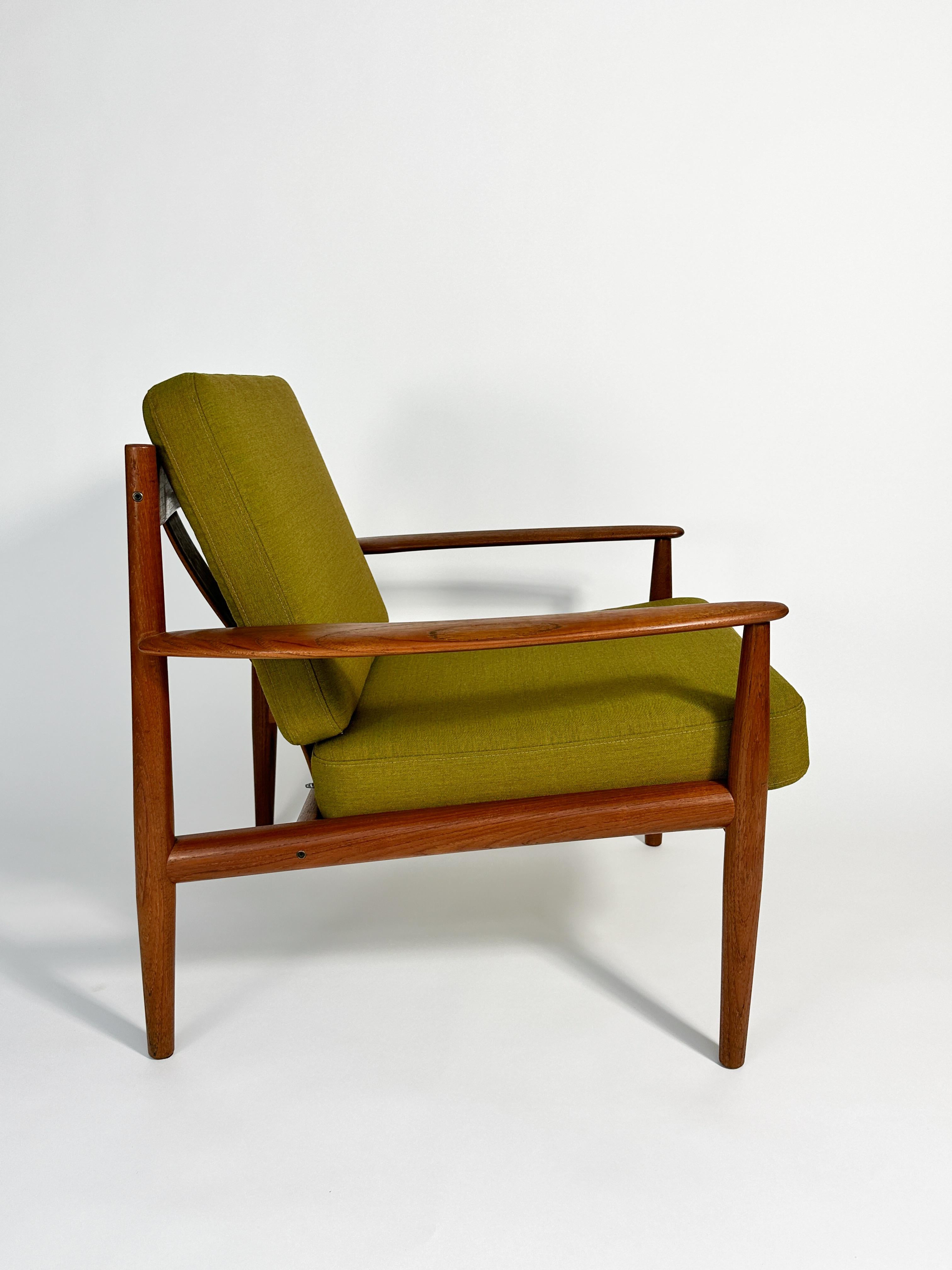 Mid-Century Modern Grete Jalk Lounge Chair France & Son Teak Kvadrat Denmark 1960s For Sale