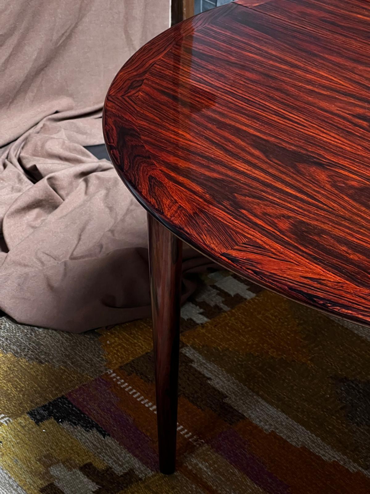 Fait main Grete Jalk, Table en bois de rose du milieu du siècle P Jeppesens Danemark en vente