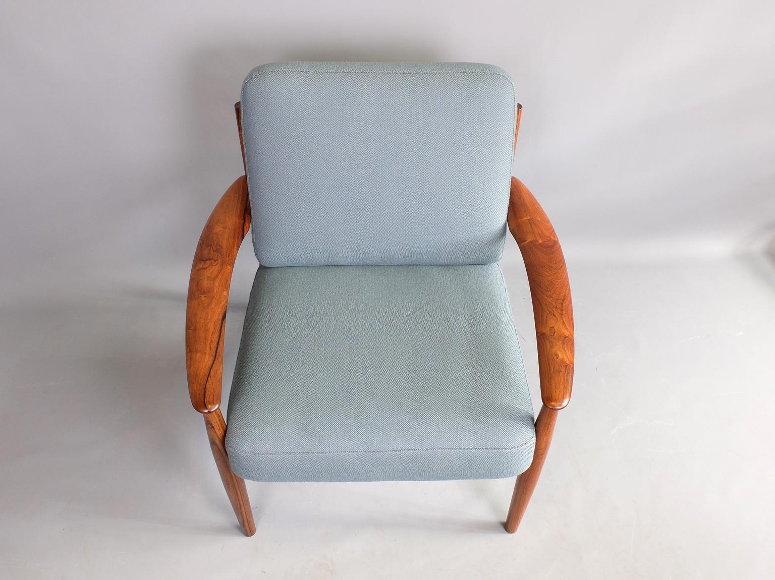 Grete Jalk Model 118 Rosewood Lounge Chair Danish 1960s In Good Condition For Sale In London, GB