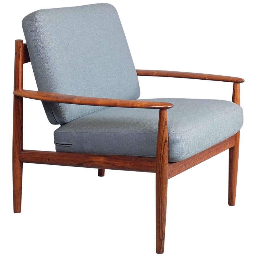Grete Jalk Model 118 Rosewood Lounge Chair Danish 1960s For Sale