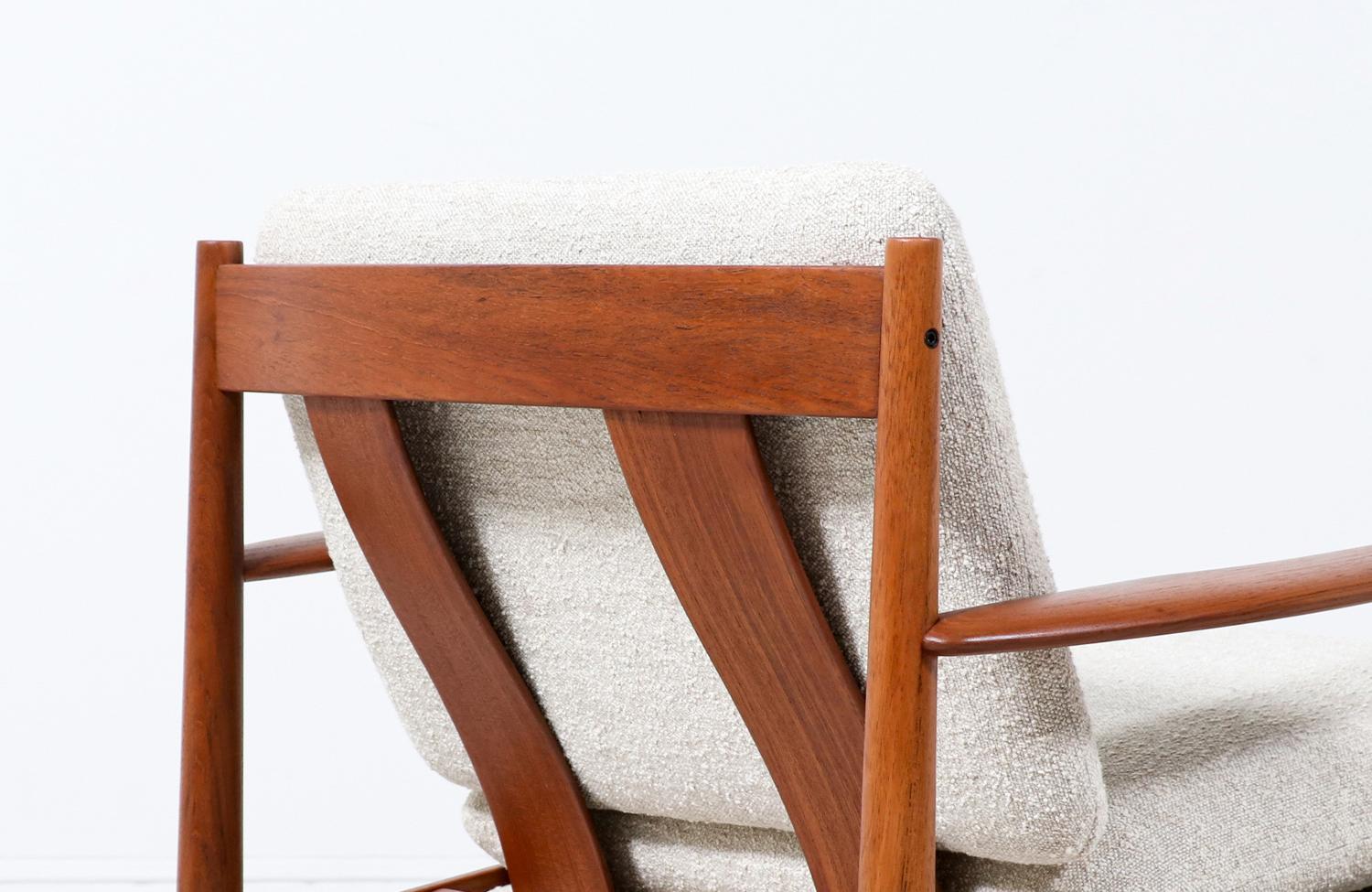 Grete Jalk Modell-128 Teak & Boucle Lounge Chair für France & Søn (Mitte des 20. Jahrhunderts) im Angebot