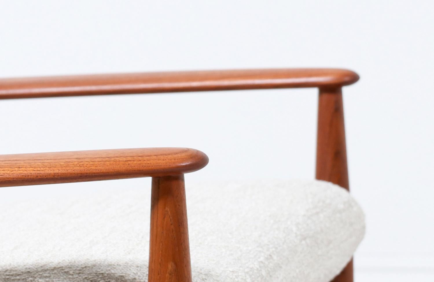 Grete Jalk Modell-128 Teak & Boucle Lounge Chair für France & Søn im Angebot 1