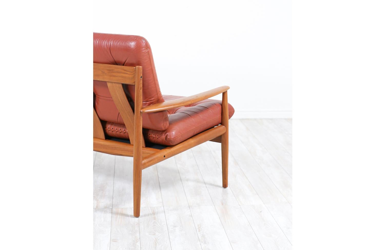 Grete Jalk Model-128 Cognac Leather & Teak 3-Seater Sofa for France & Søn For Sale 2