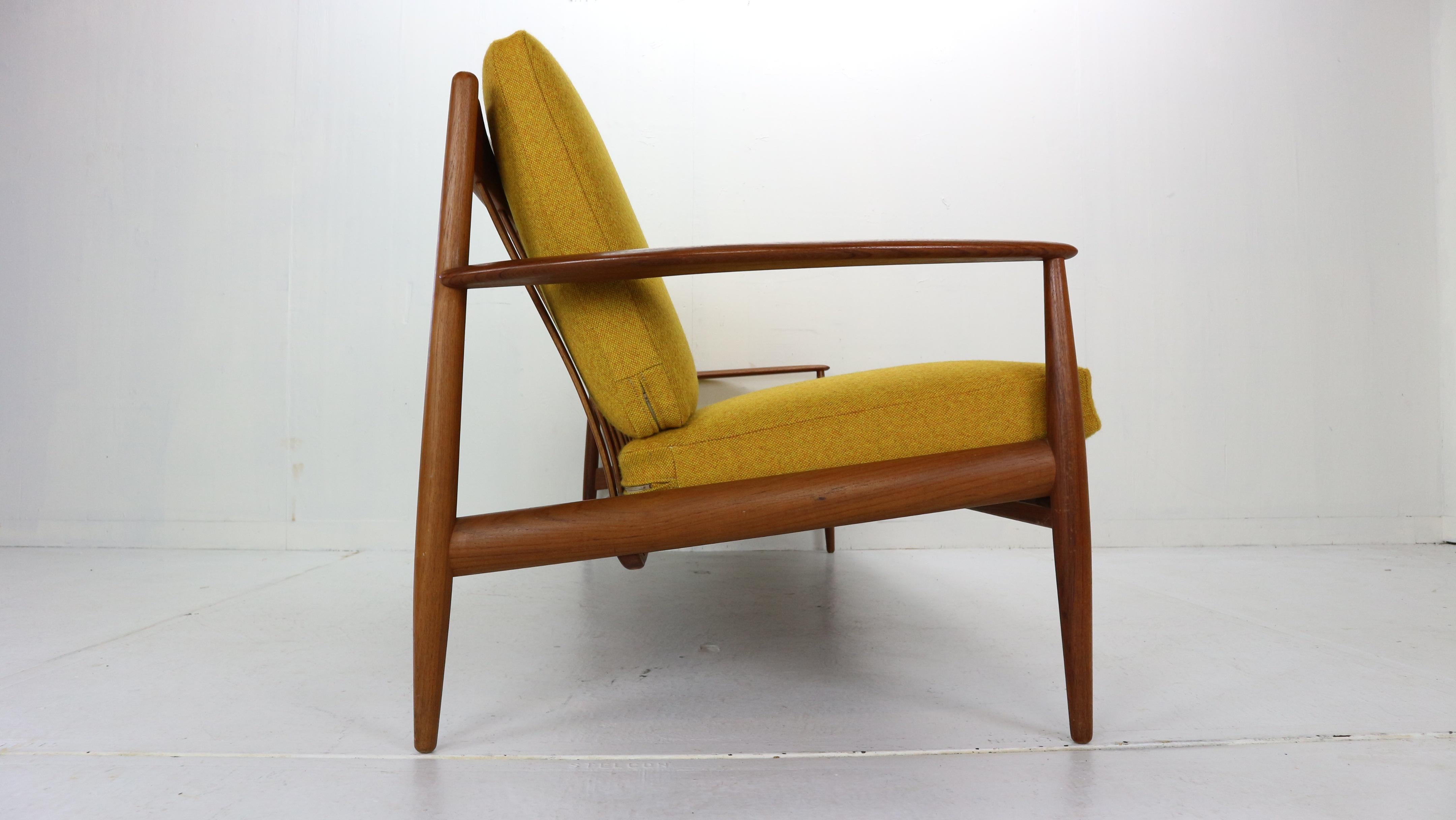 Grete Jalk Scandinavian Modern Teak Sofa for France & Son, Denmark, 1960s 1