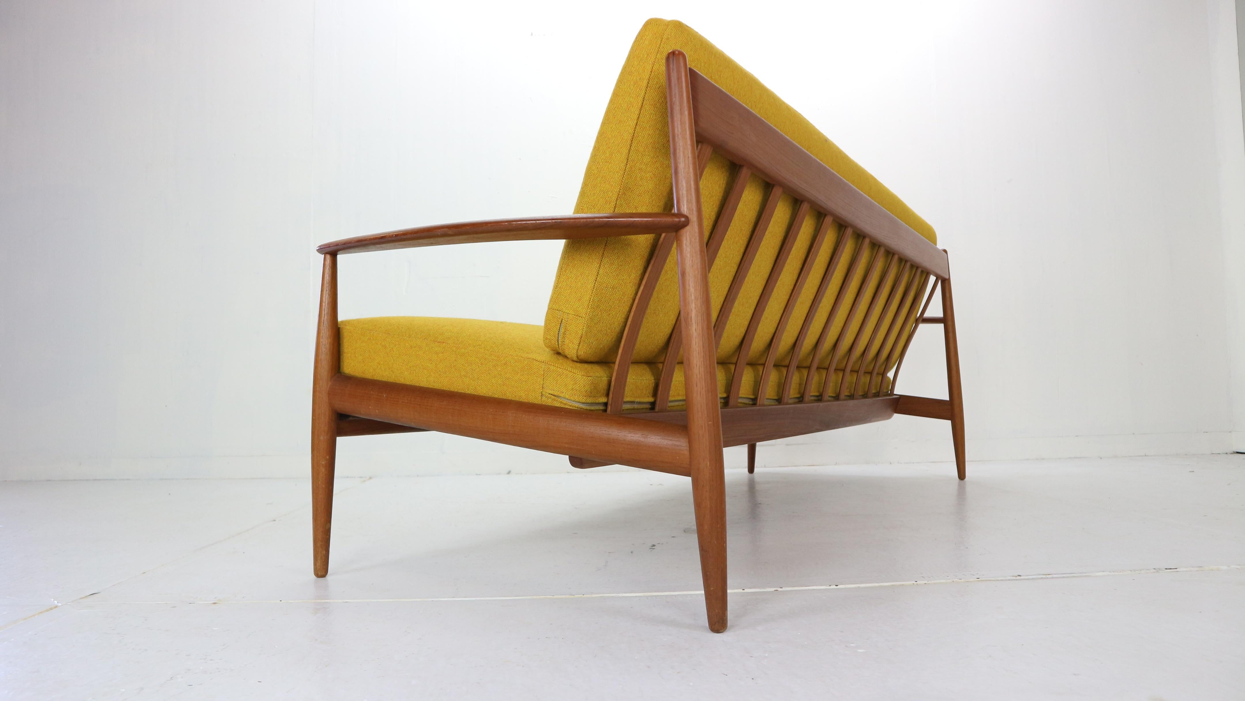 Grete Jalk Scandinavian Modern Teak Sofa for France & Son, Denmark, 1960s 2
