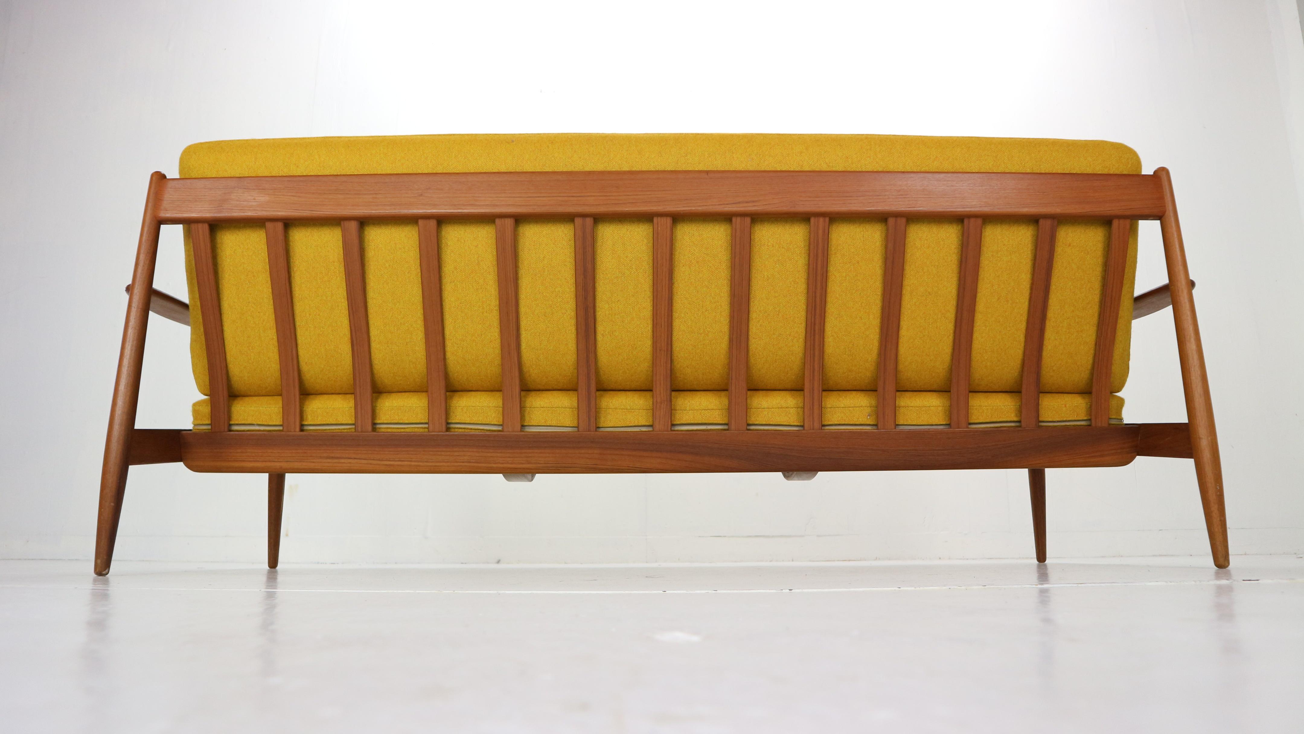 Grete Jalk Scandinavian Modern Teak Sofa for France & Son, Denmark, 1960s 3