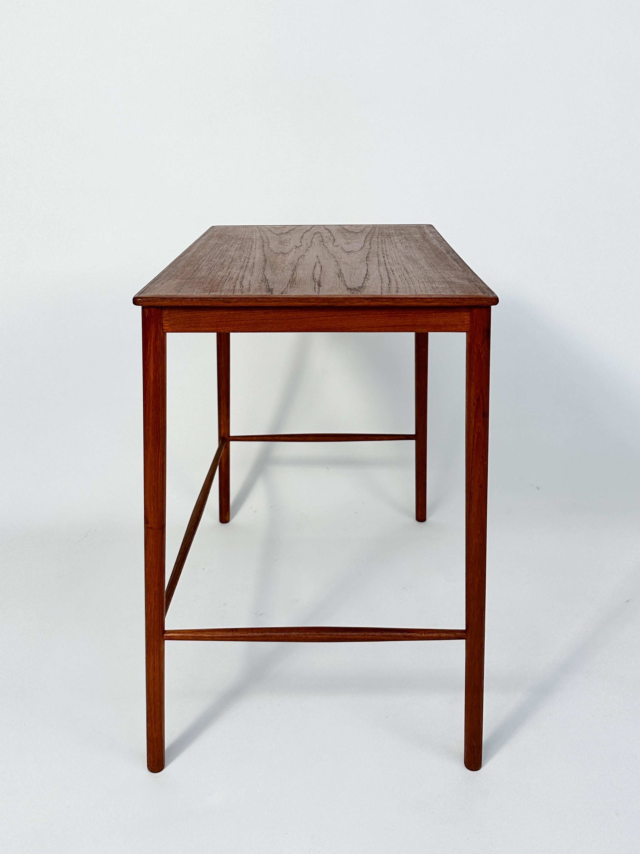 Grete Jalk Side Table Teak P Jeppesen Denmark End Table Nesting Table 1960s In Good Condition In Basel, BS