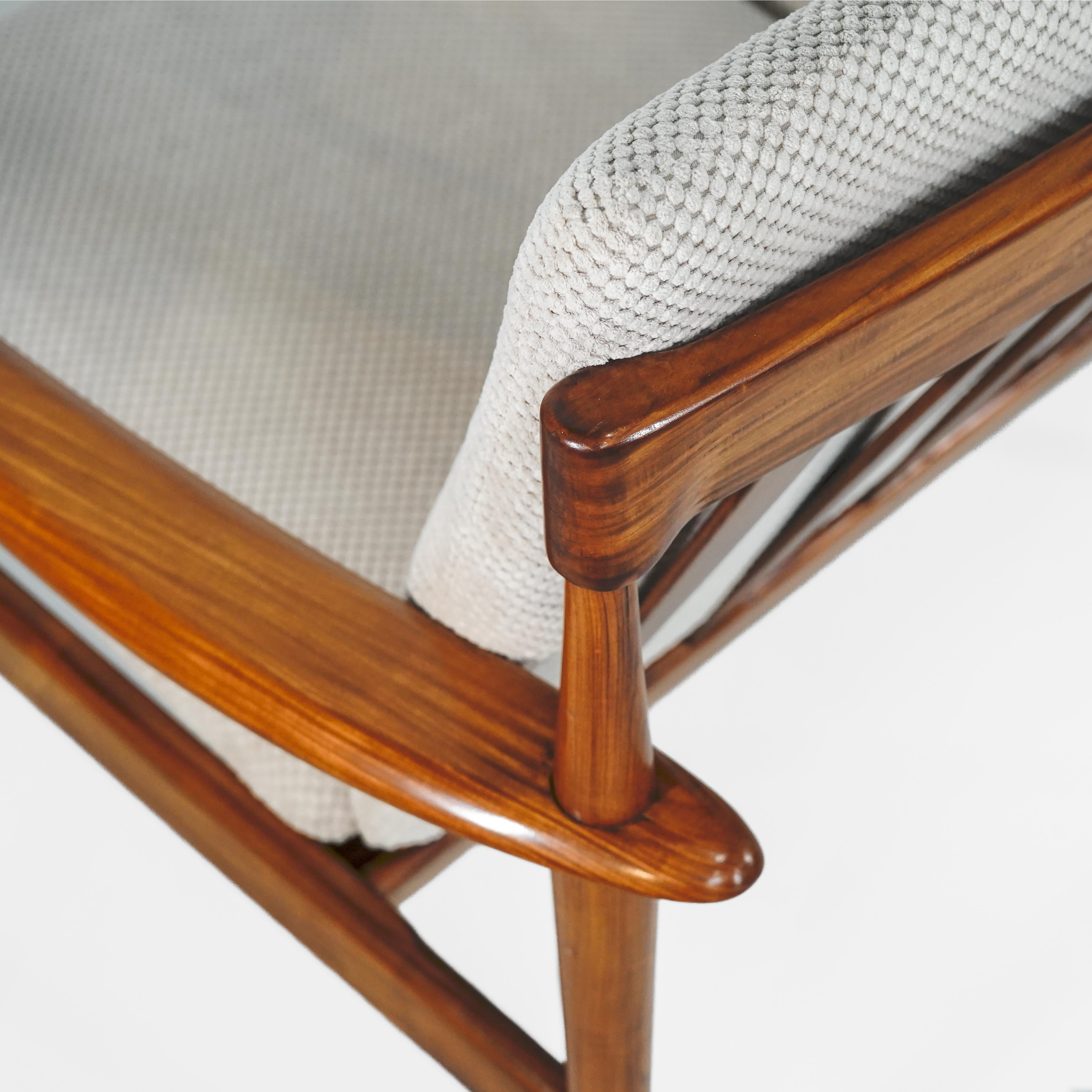 Grete Jalk Sofa in Caviúna, Manufactured in Brazil Móveis Ambiente for Rino Levi For Sale 1