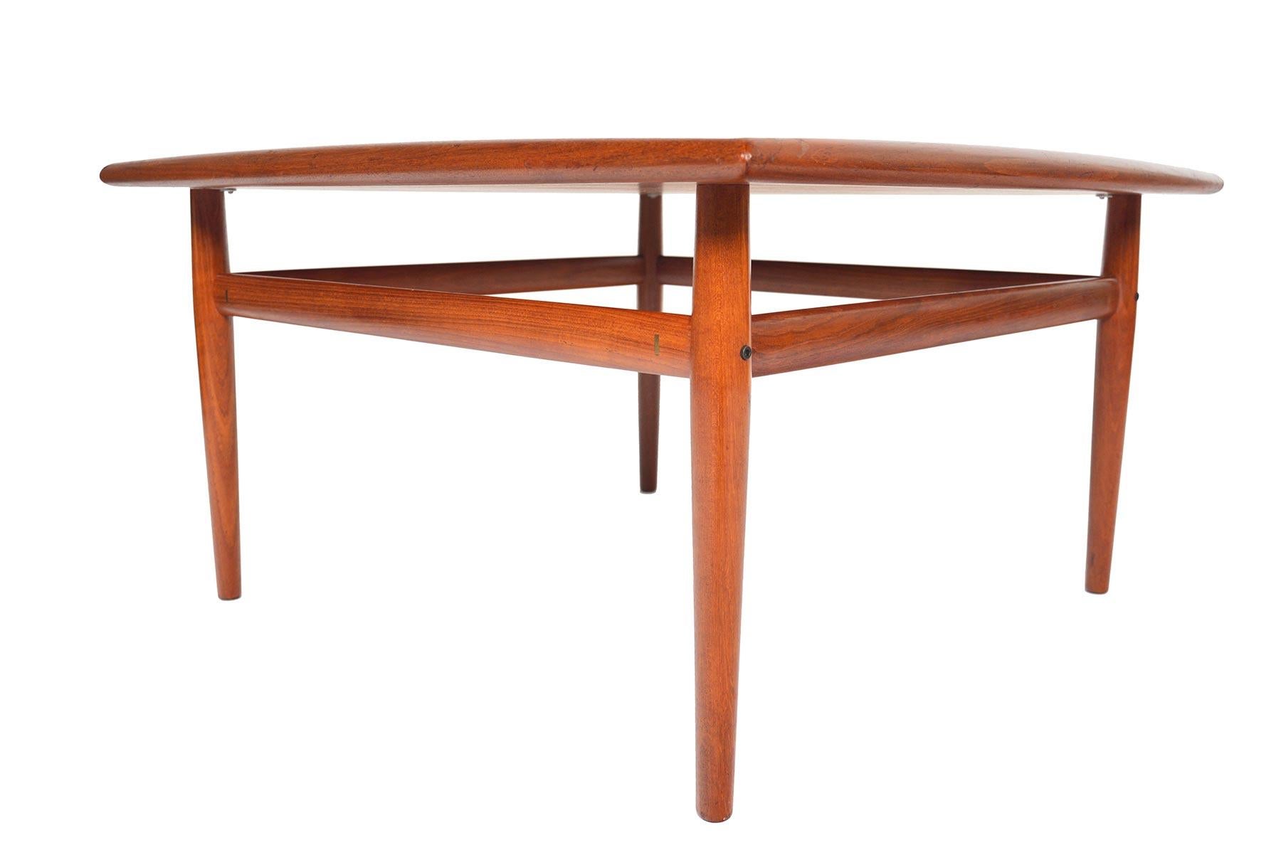 Grete Jalk Square Teak Coffee Table In Good Condition In Berkeley, CA