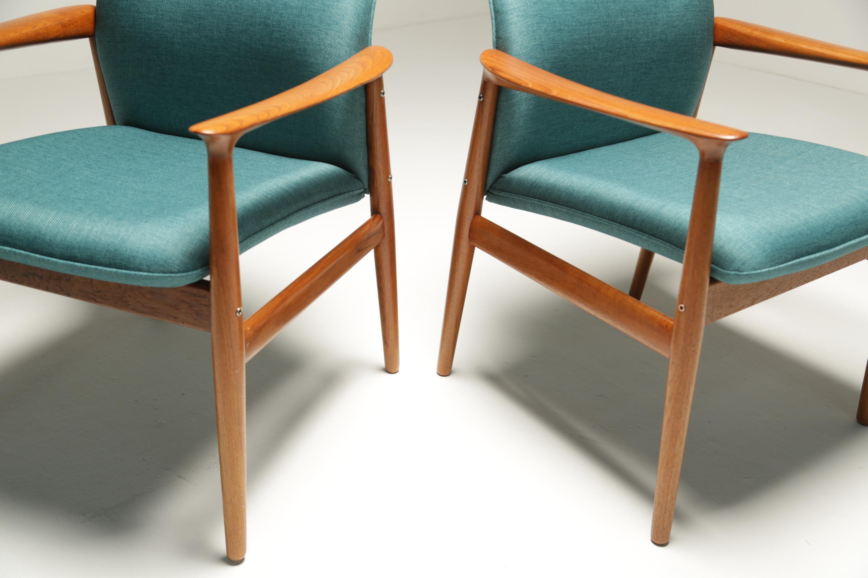 Grete Jalk Teak Armchairs For Sale 4