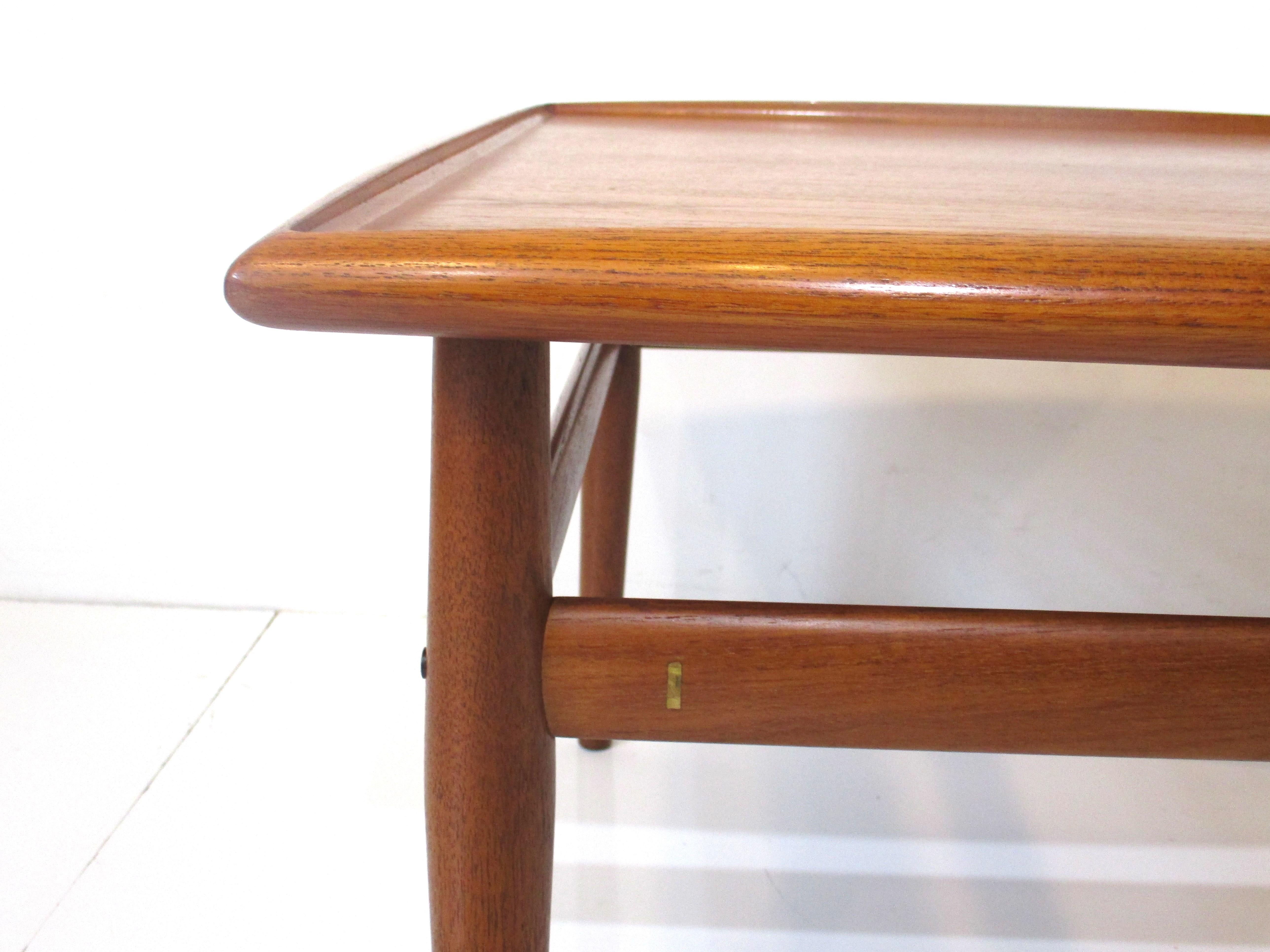 20ième siècle Table basse en teck Grete Jalk pour Glostrup Denmark en vente