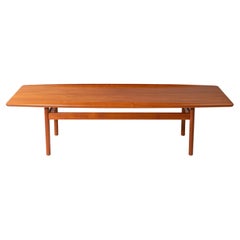 Grete Jalk Teak Couchtisch
