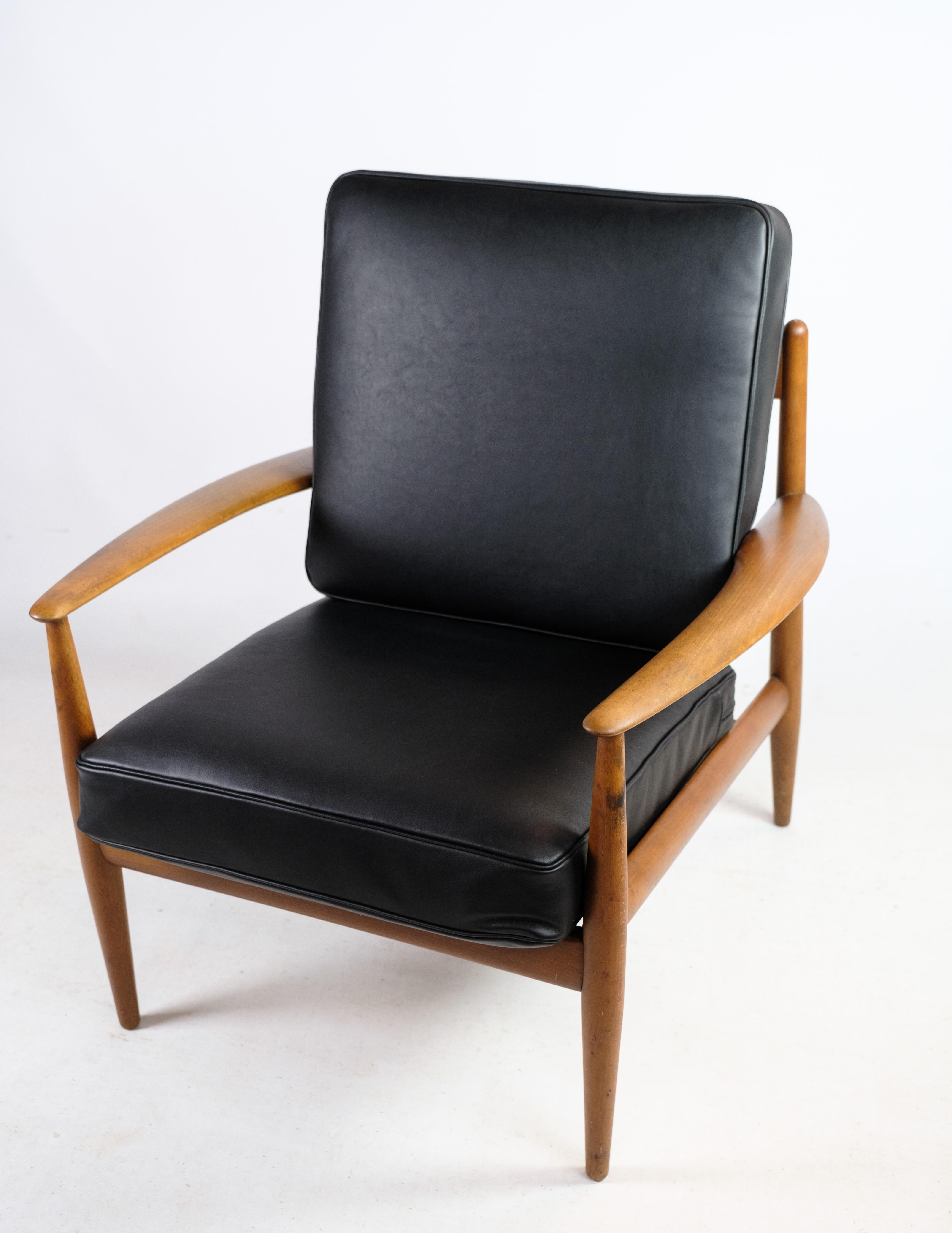 grete jalk lounge chair