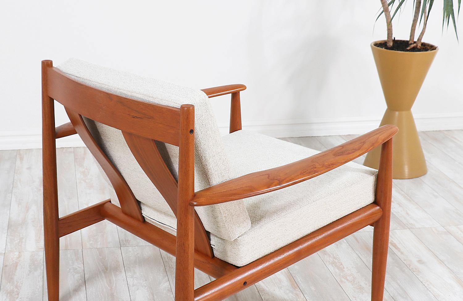Grete Jalk Teak Lounge Chair for France & Søn 1
