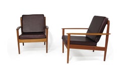 Grete Jalk Teak Lounge Stühle in Brown Leder