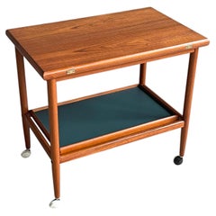 Carrito/mesa de servicio Grete Jalk de teca - P. Jeppesen Möbelfabrik, Dinamarca, década de 1960