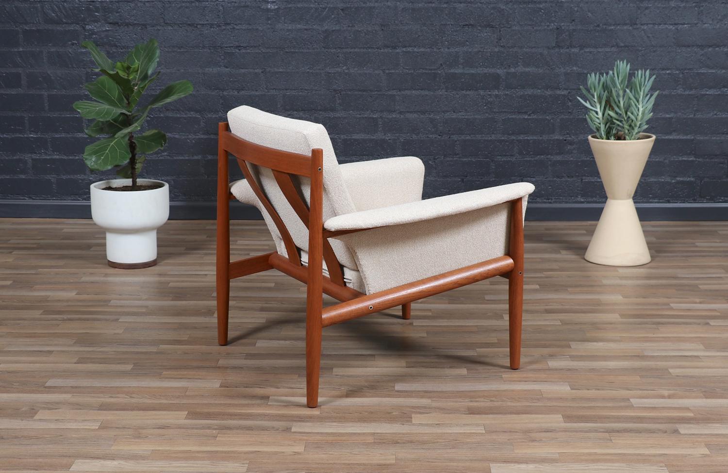 Danish Grete Jalk Teak & Tweed Lounge Chair for France & Søn For Sale
